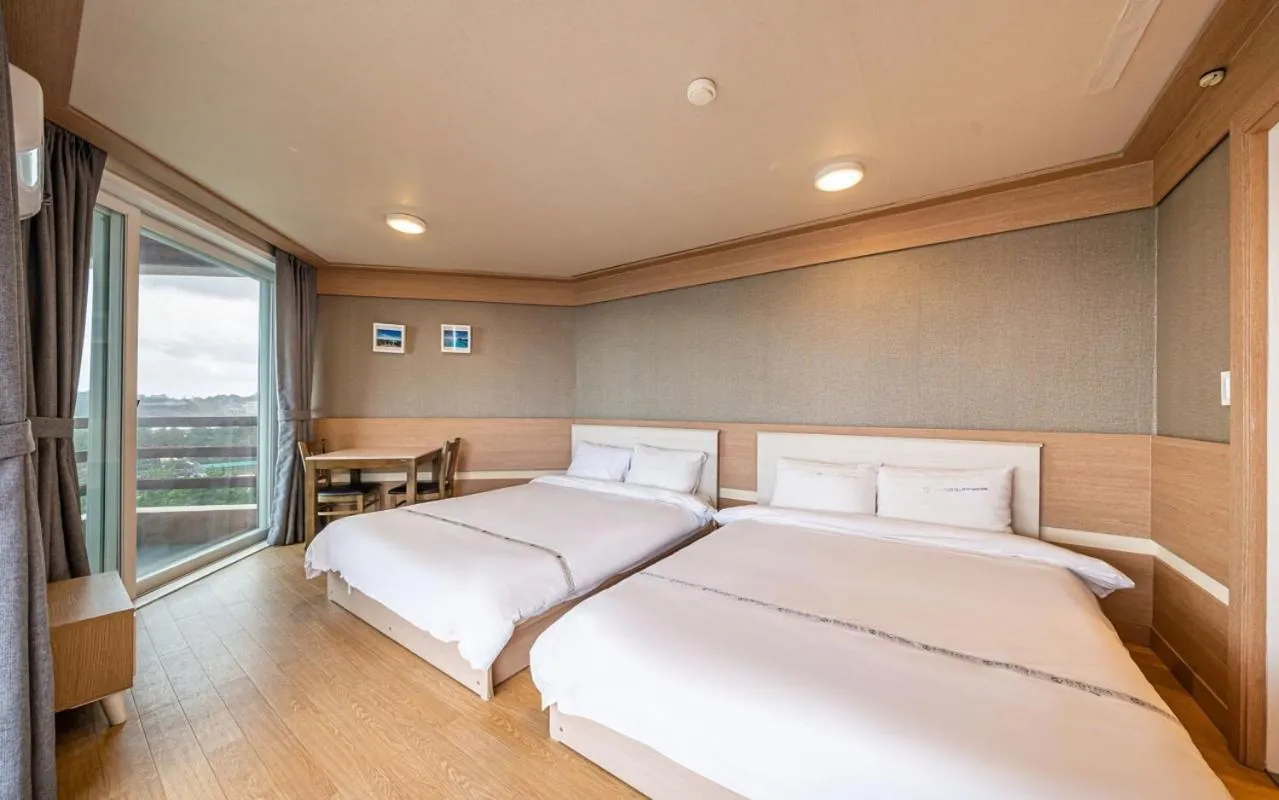 Bed in BENIKEA San&Bada Jumunjin Resort