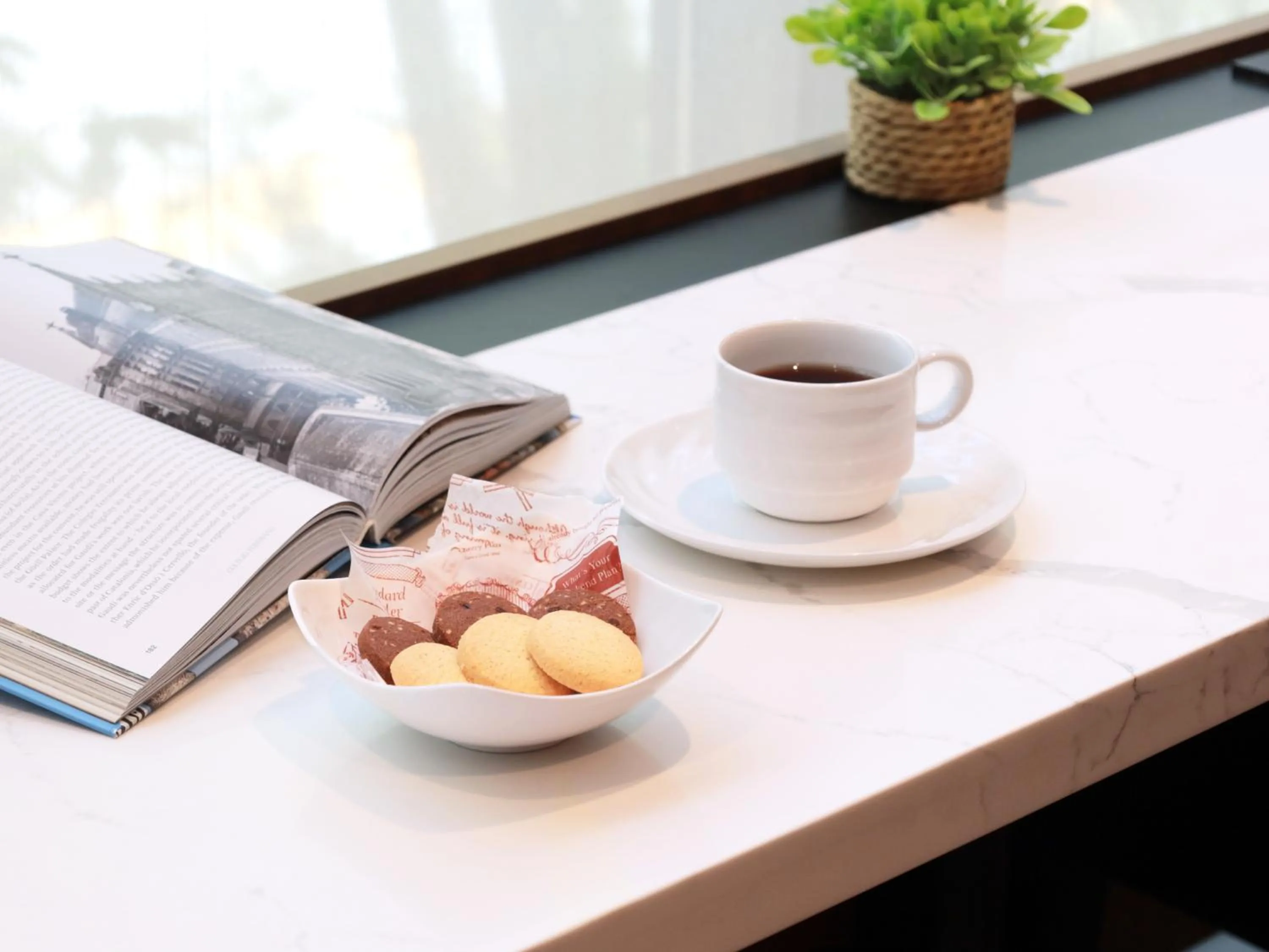 Lounge or bar in Hotel Elcient Osaka Umeda