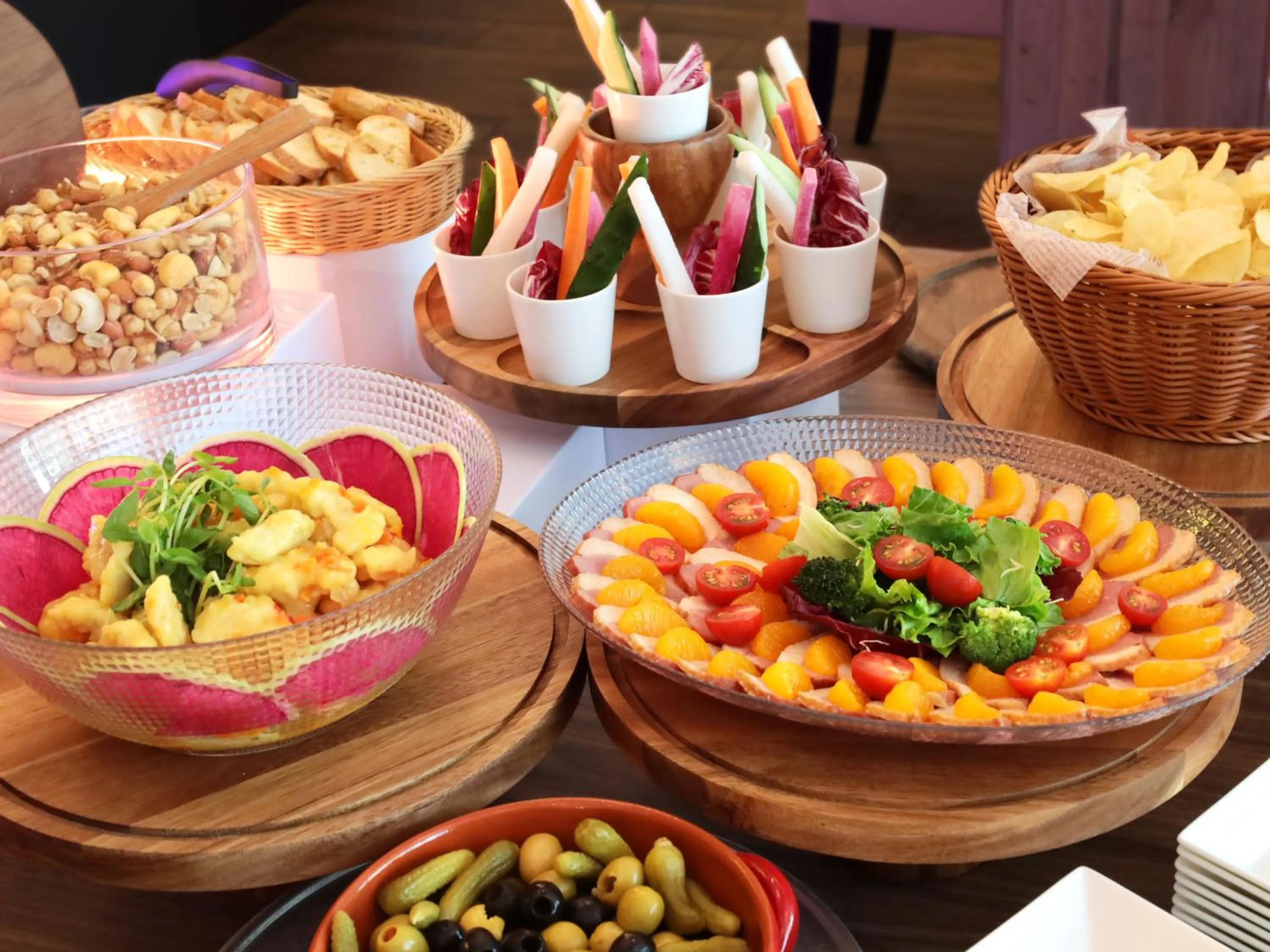 Lounge or bar in Hotel Elcient Osaka Umeda