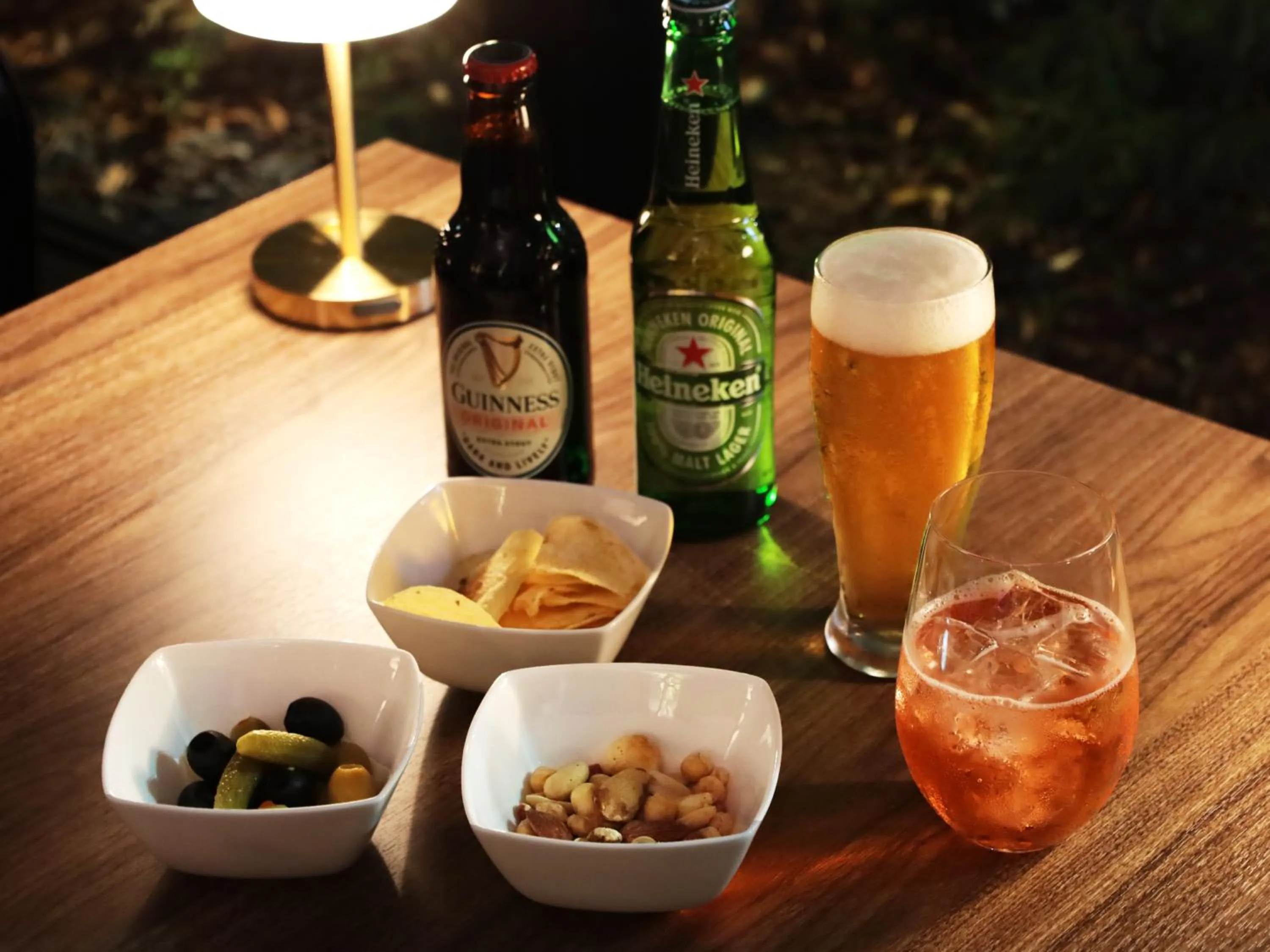 Lounge or bar in Hotel Elcient Osaka Umeda