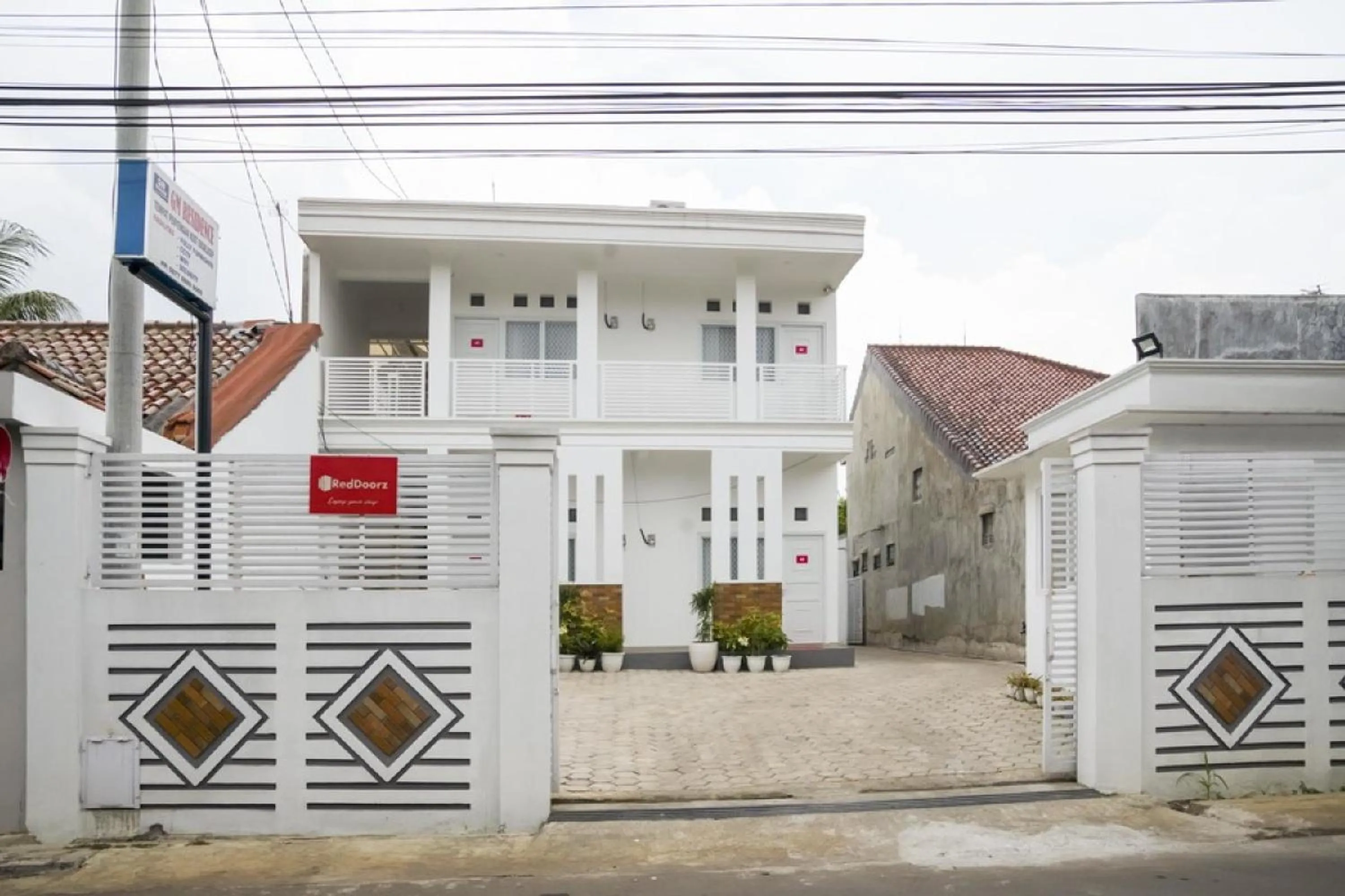 Property building in RedDoorz Syariah near RSUD Kota Bogor