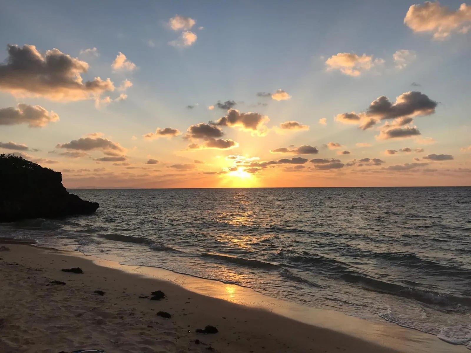 YOISAMA Sunset Beach House