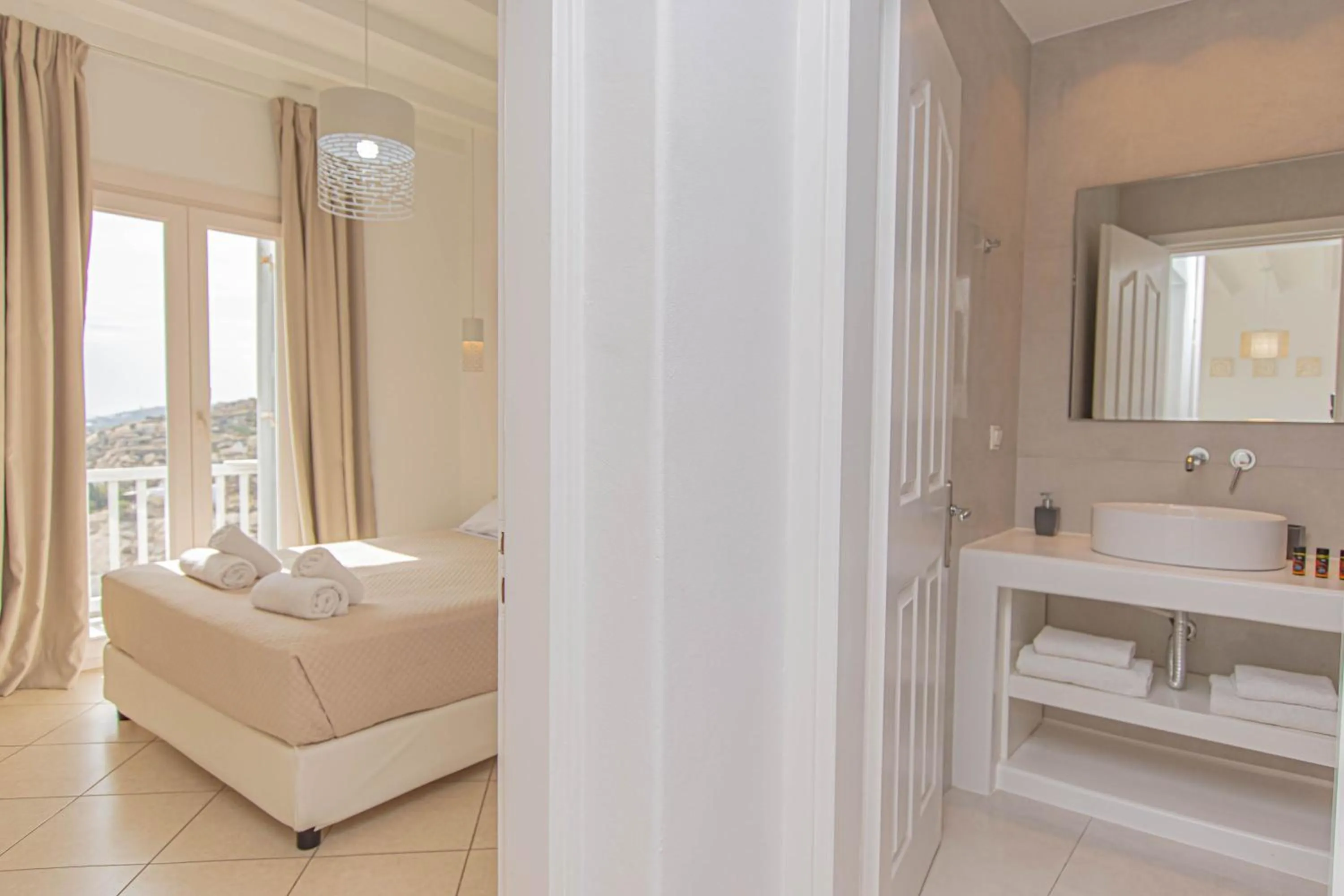 Bedroom, Bed in Overview Mykonos Apartments