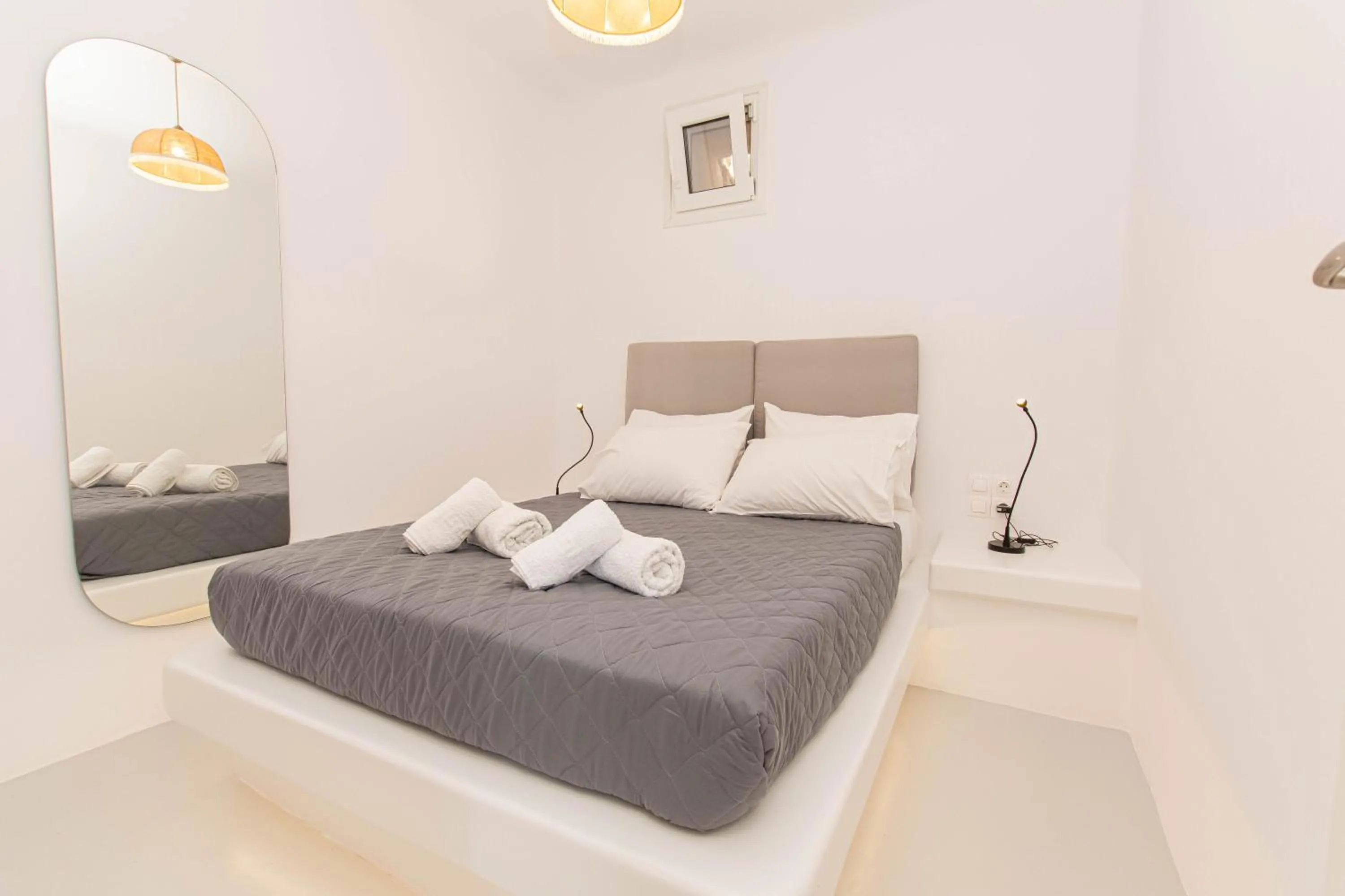 Bedroom, Bed in Overview Mykonos Apartments