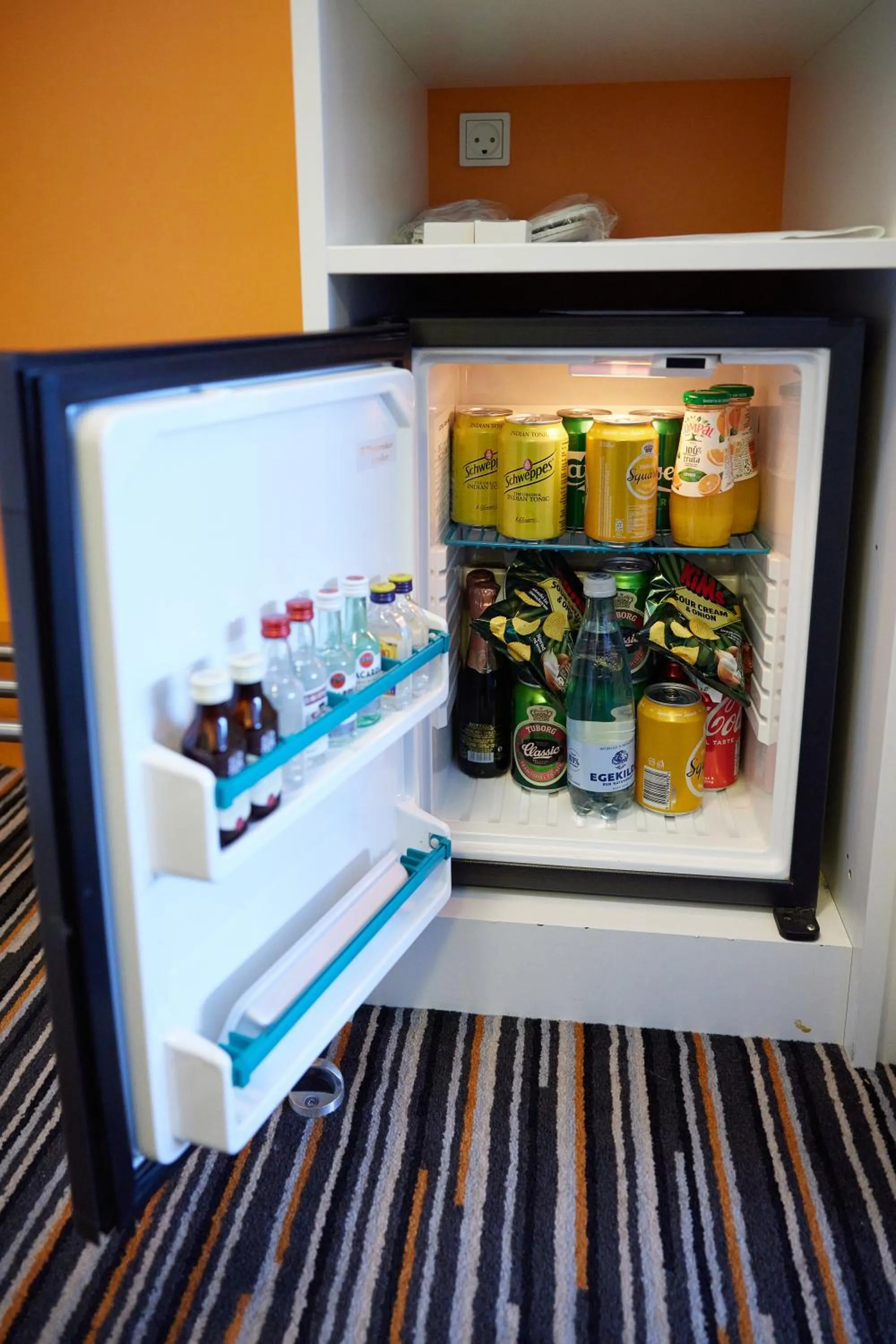 minibar in Hotel Hans Egede