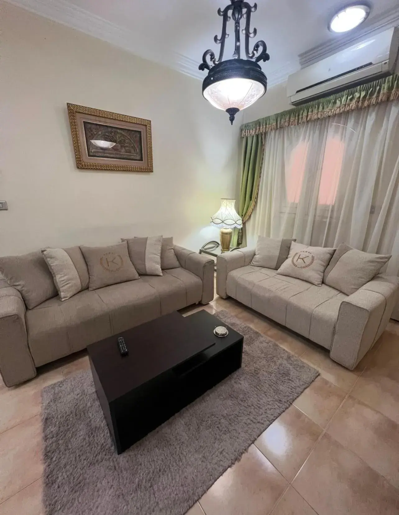 One-Bedroom Apartment in Karnak Flats One-Bedroom Apartment in Karnak Flats