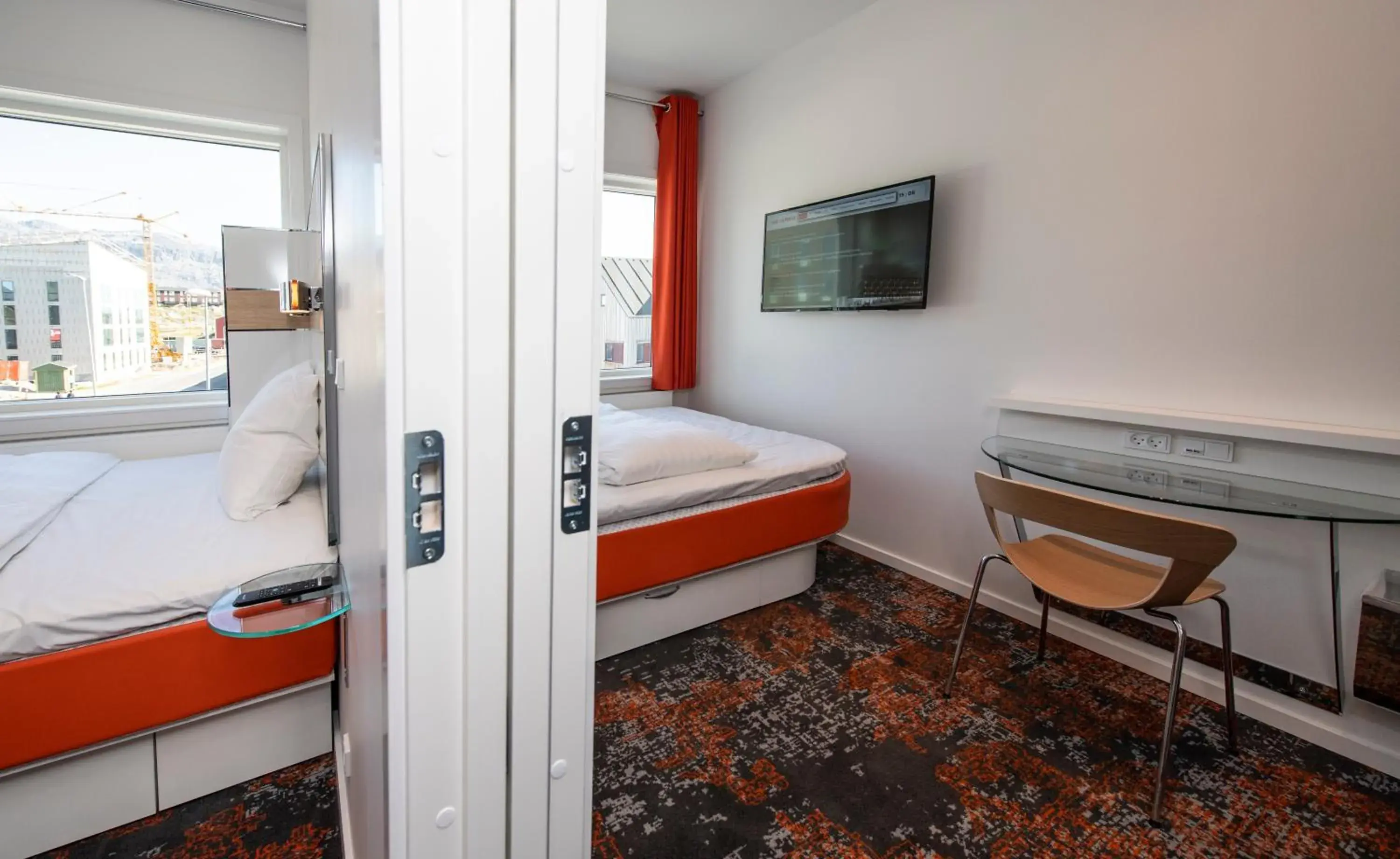 Family Room in HHE Express Family Room in HHE Express