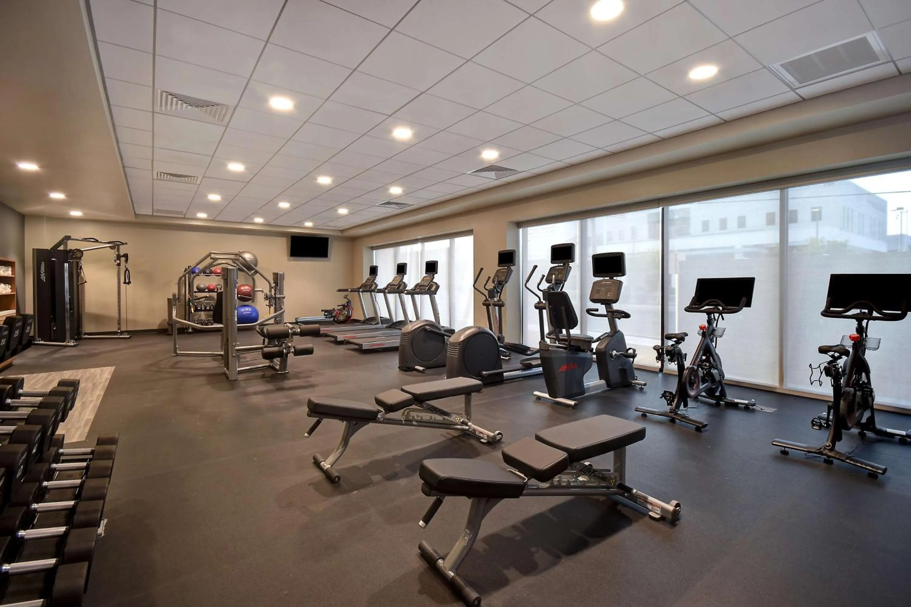 Fitness centre/facilities in Hampton Inn & Suites Las Vegas Convention Center - No Resort Fee