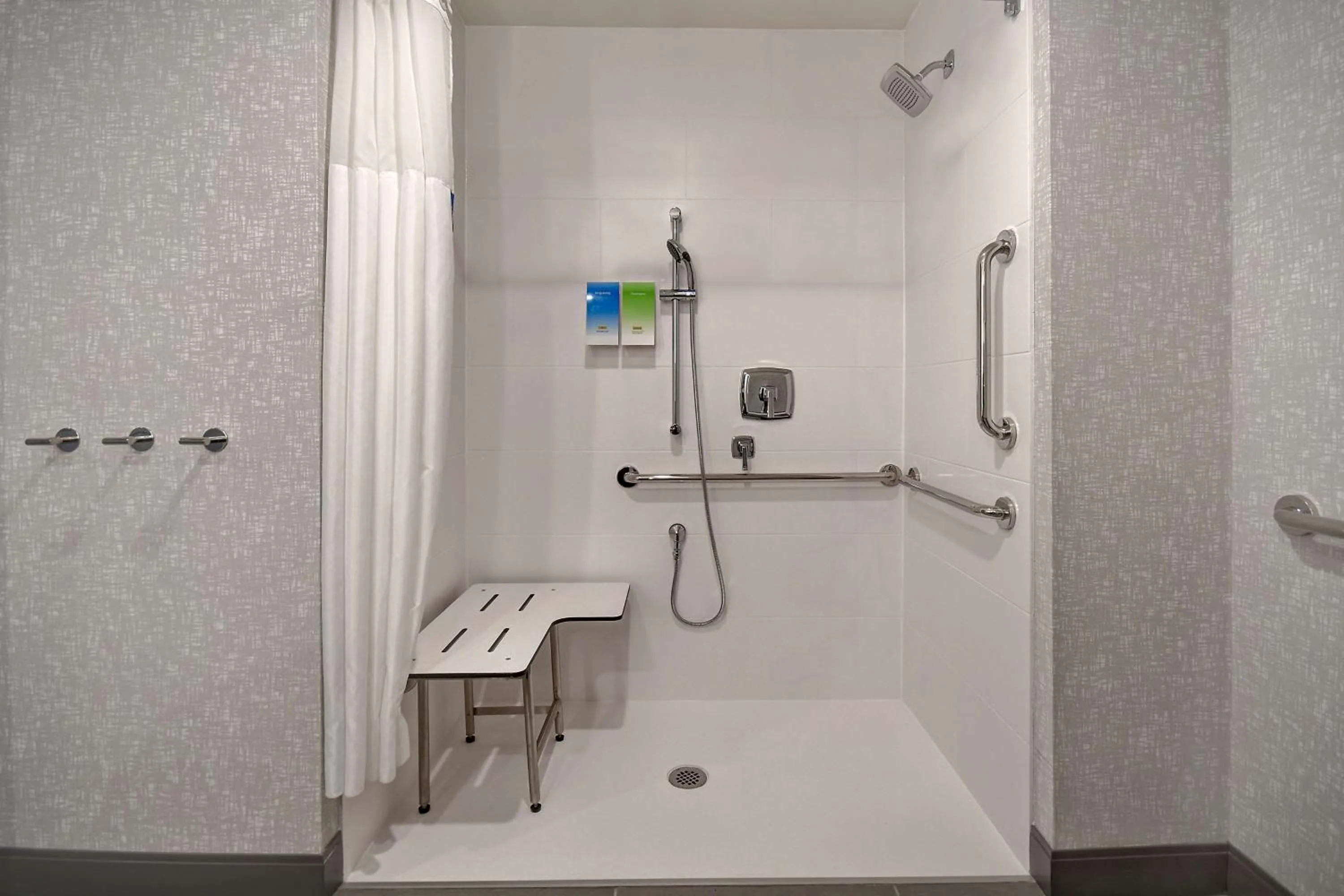 Bathroom in Hampton Inn & Suites Las Vegas Convention Center - No Resort Fee