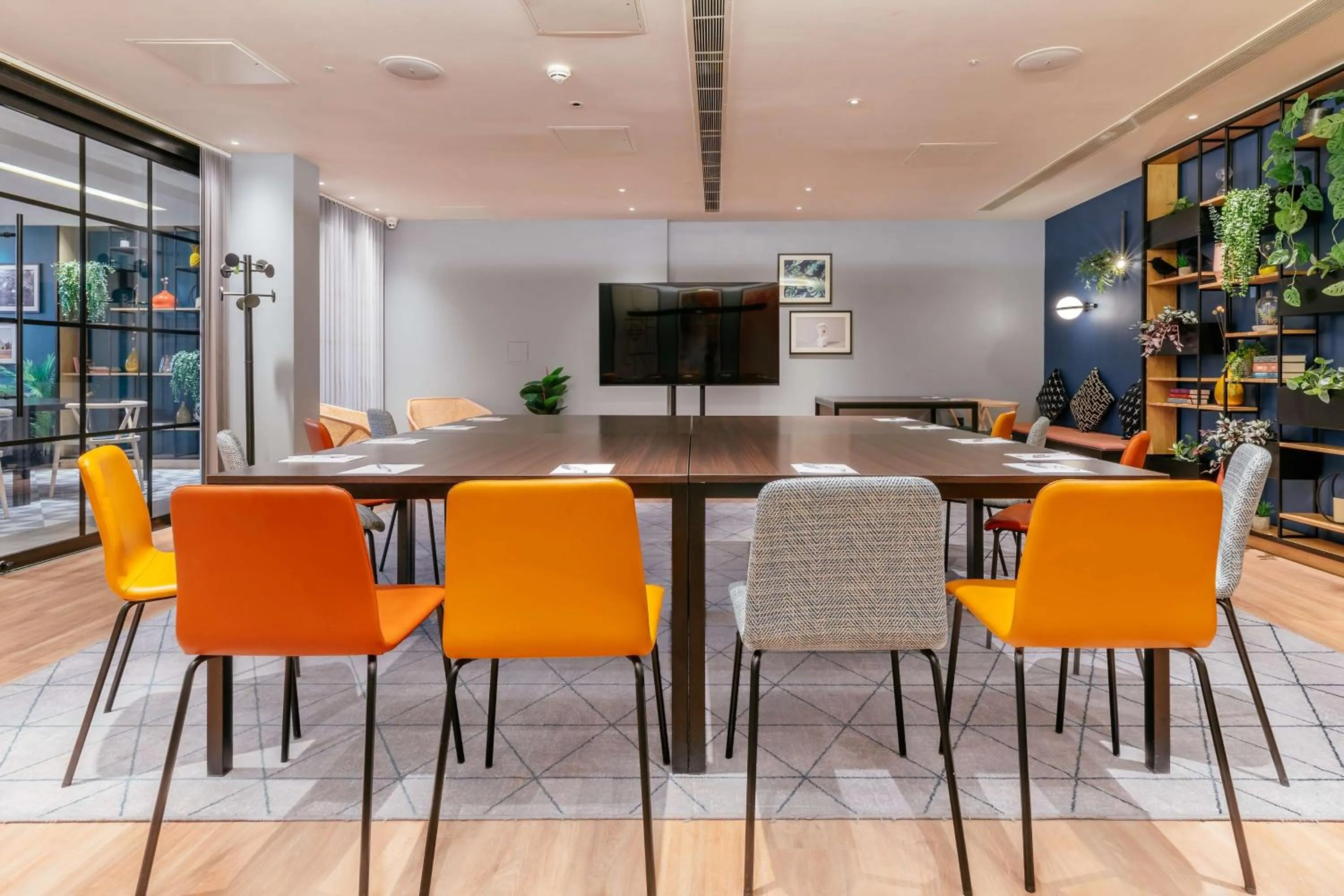 Meeting/conference room in Hampton by Hilton London Park Royal