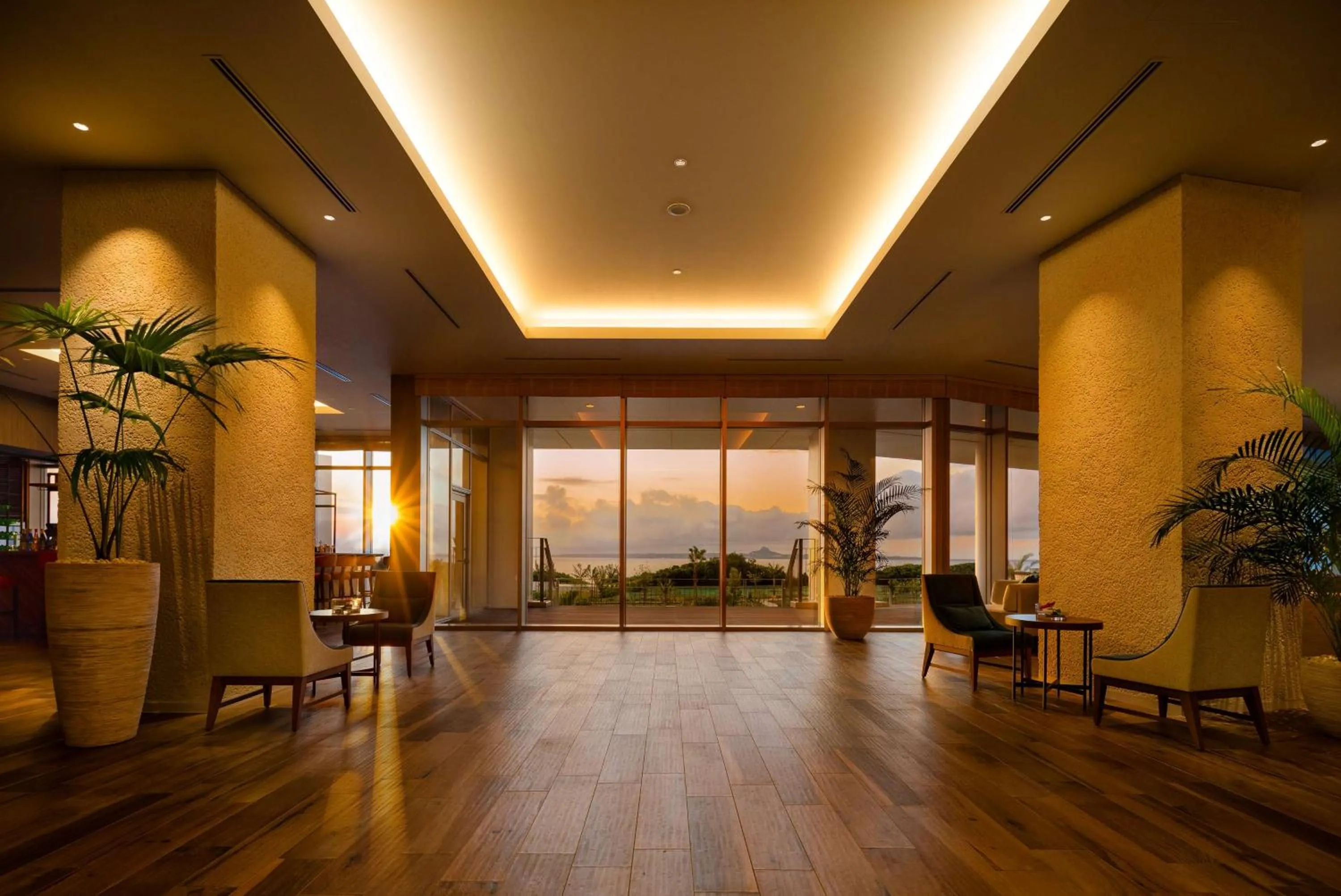 Lobby or reception in Hilton Okinawa Sesoko Resort