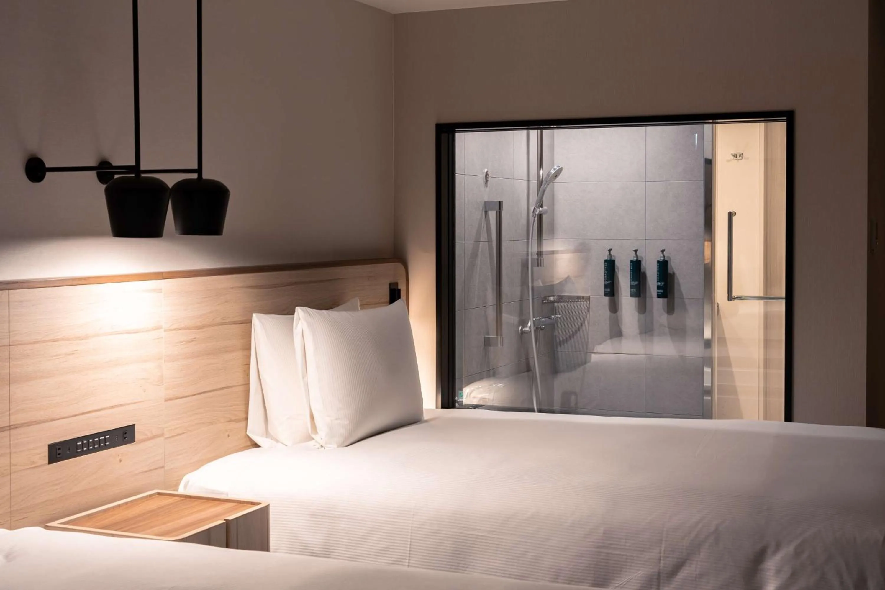 Bathroom, Bed in Hilton Okinawa Sesoko Resort