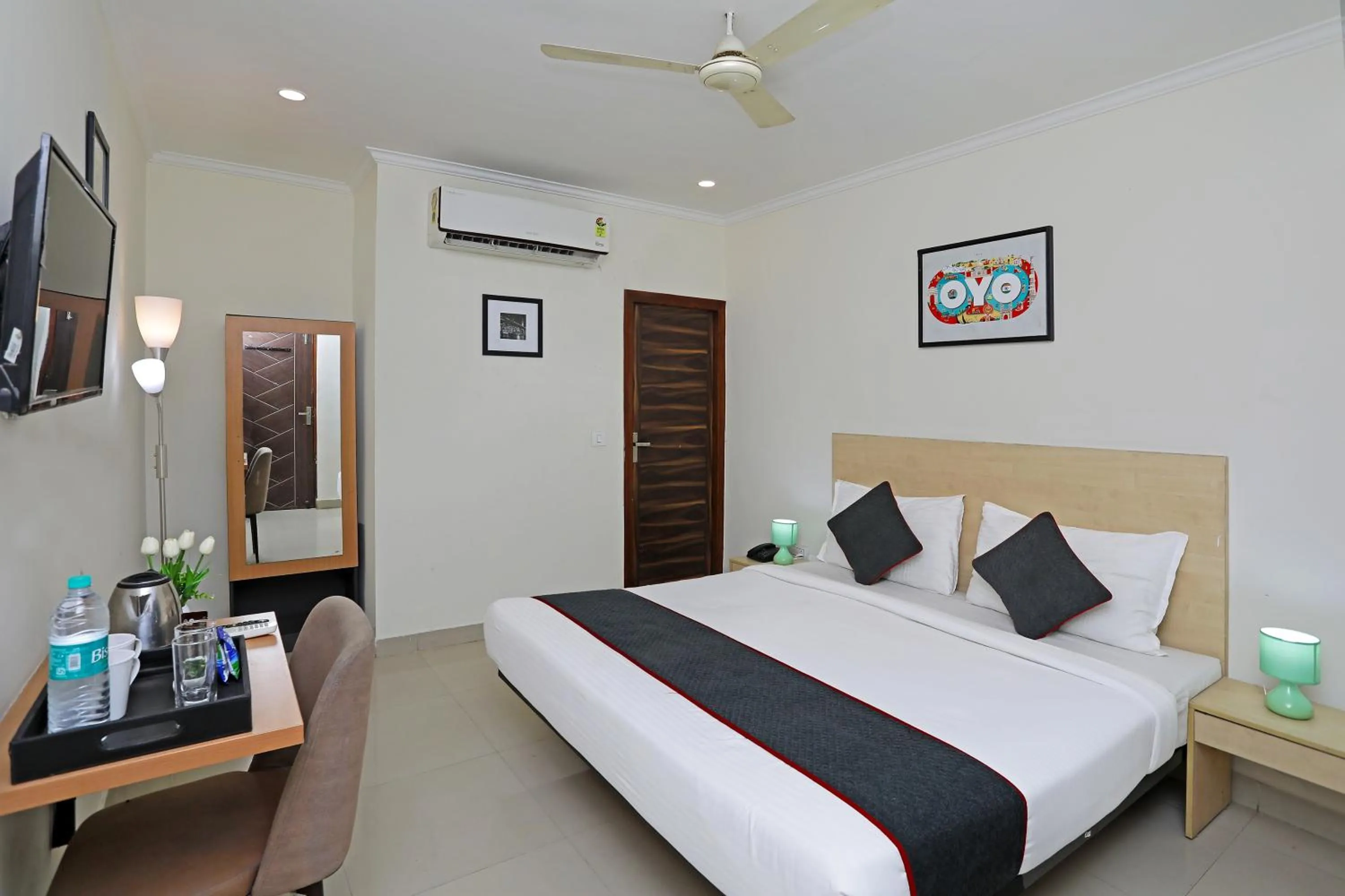 Bedroom in Super Townhouse Diamond View