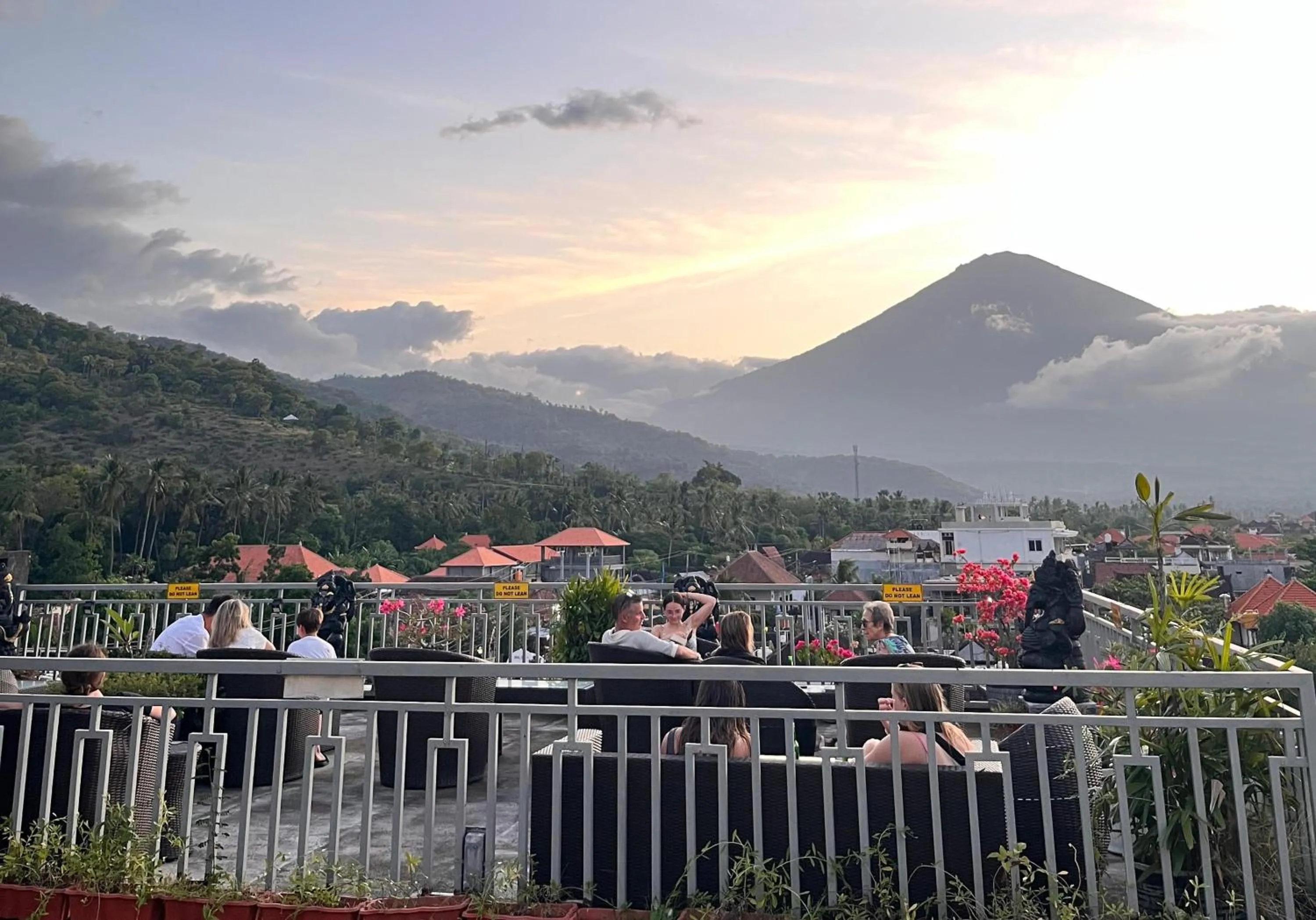 Restaurant/places to eat in Mejore Beach Hotel