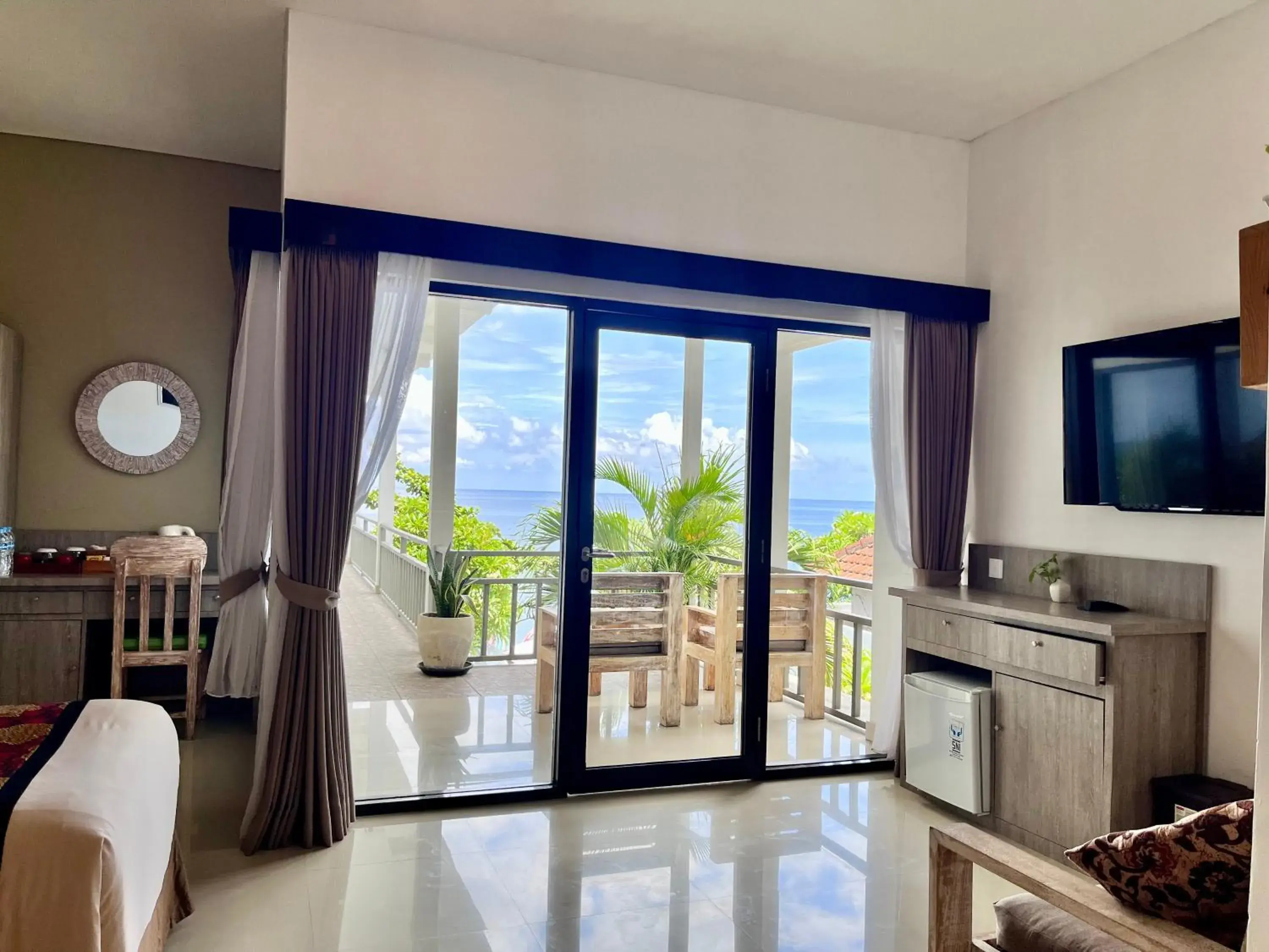 Family Suite in Mejore Beach Hotel Family Suite in Mejore Beach Hotel