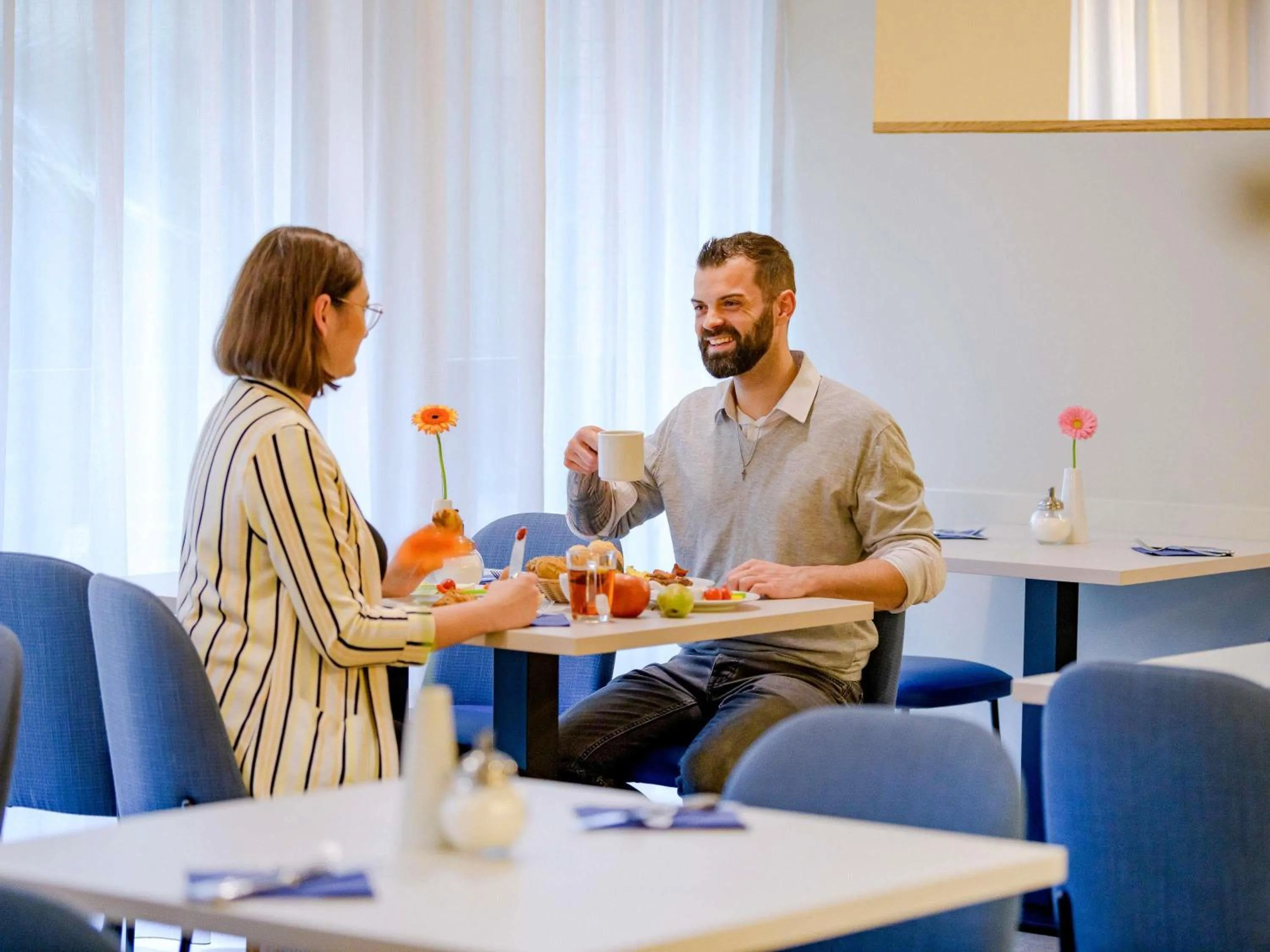 Breakfast in Mercure Hotel Duisburg City