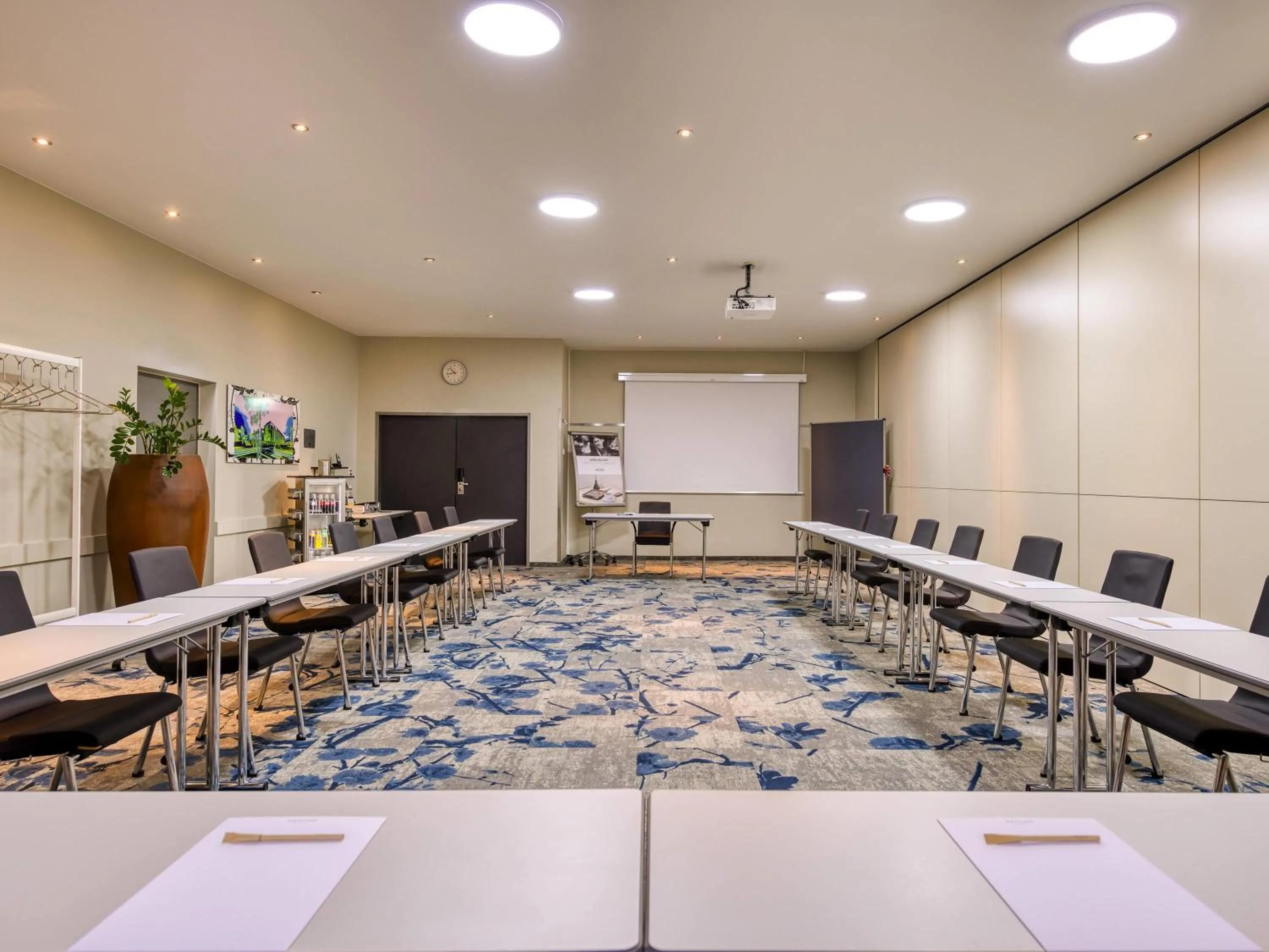 Meeting/conference room in Mercure Hotel Duisburg City
