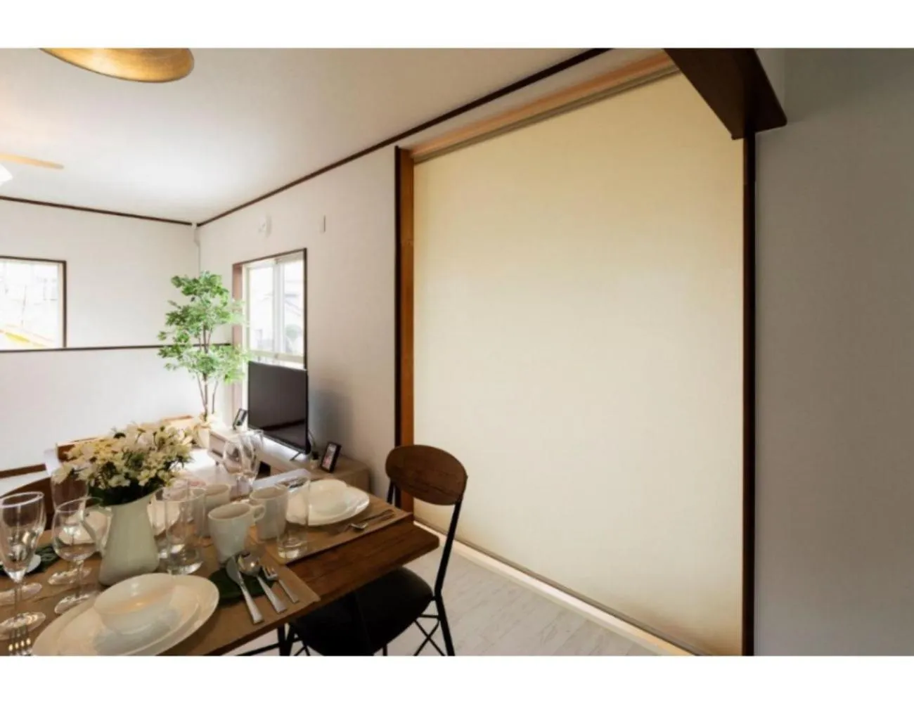 Dining area in ANJIN Stay Awaji - Resort villa with ocean view & BBQ - Self Check-In Only