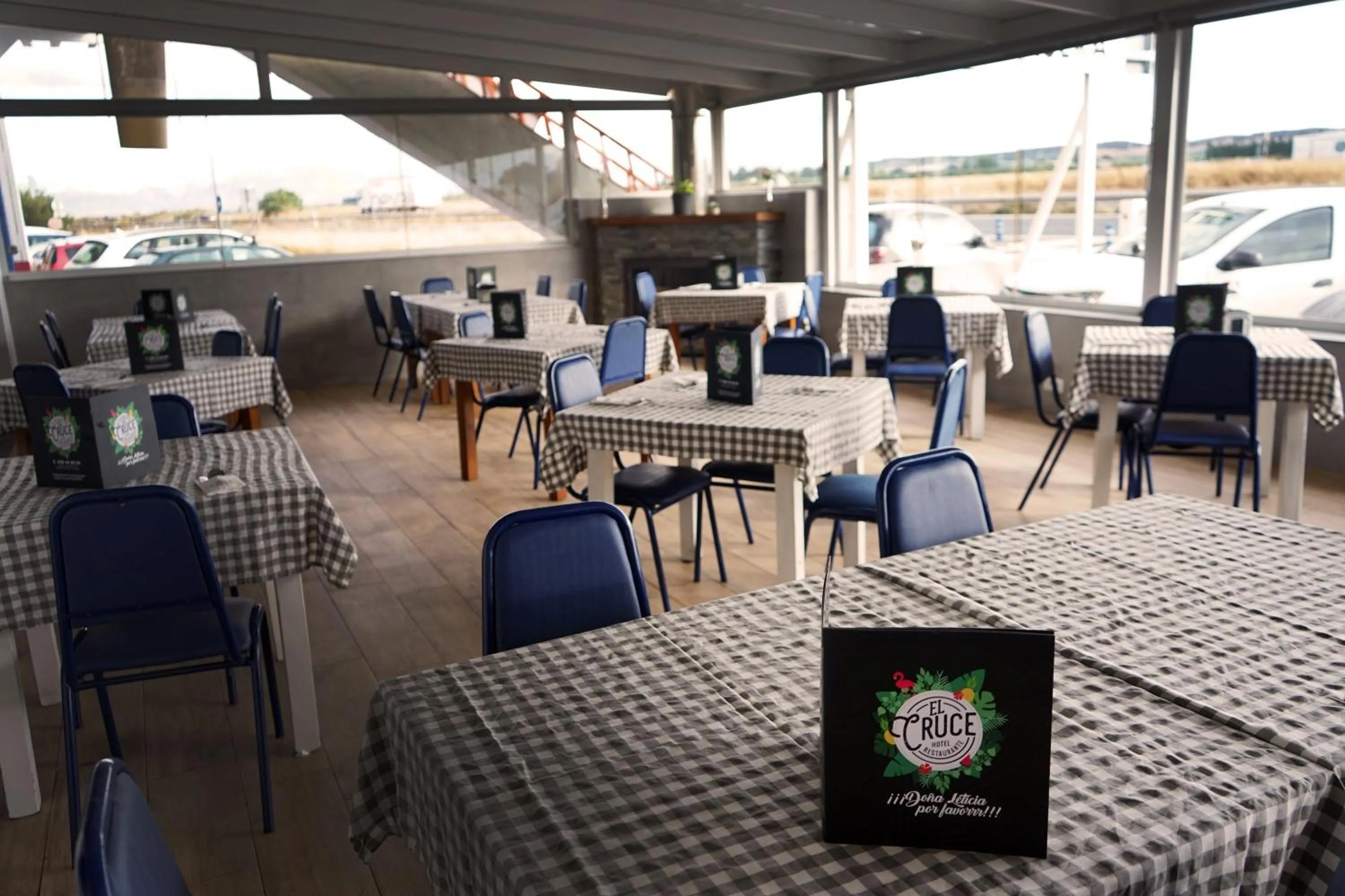 Restaurant/places to eat in Hotel El Cruce Chauchina