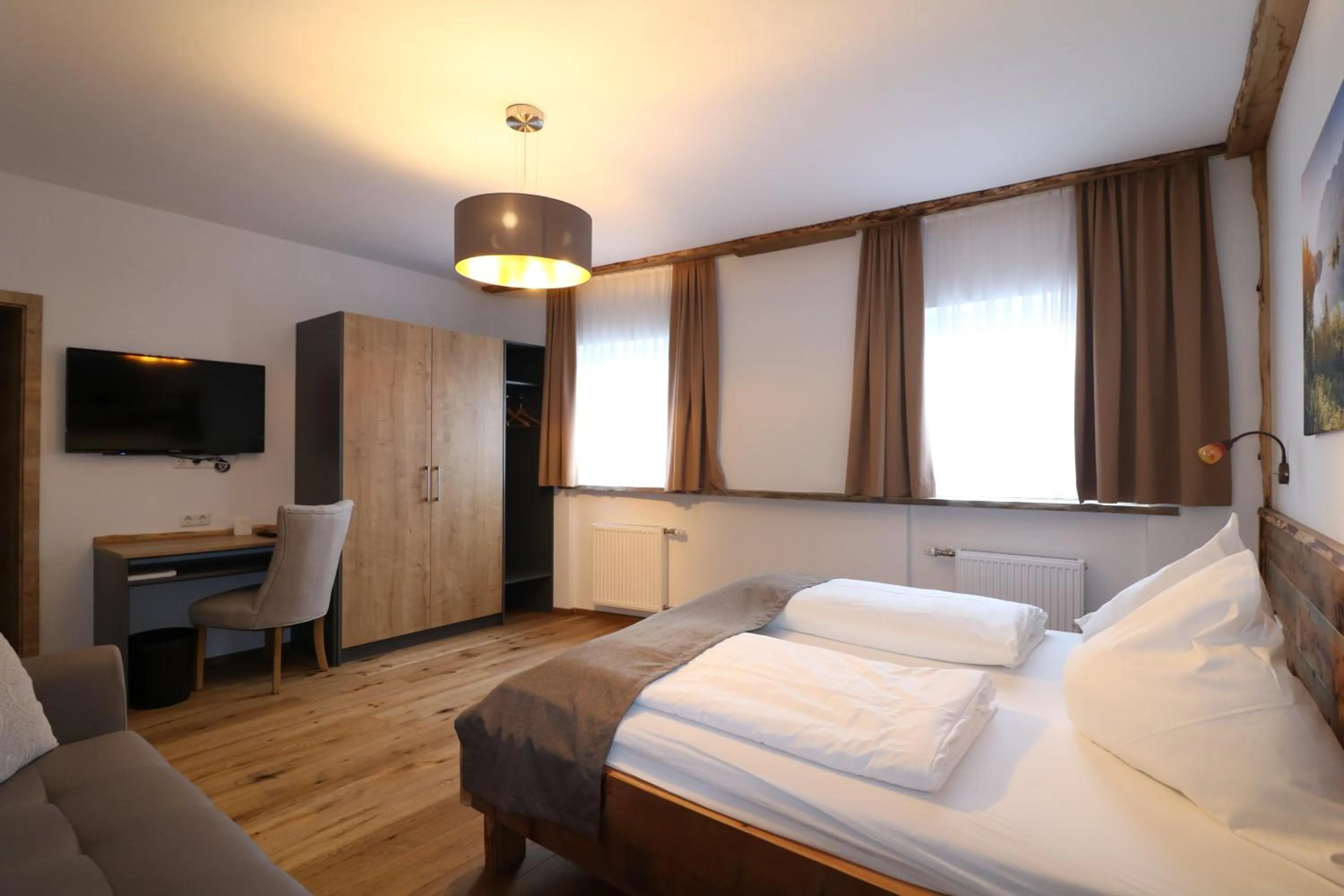 Photo of the whole room, Bed in Hotel garni Alpengruss