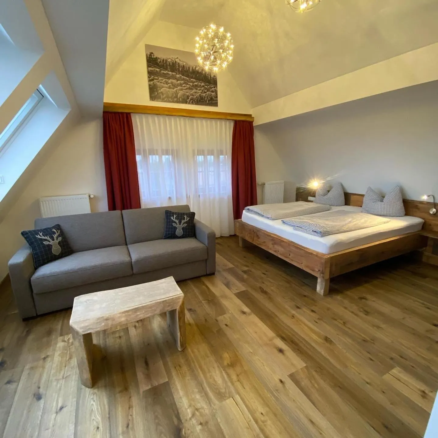 Photo of the whole room, Bed in Hotel garni Alpengruss