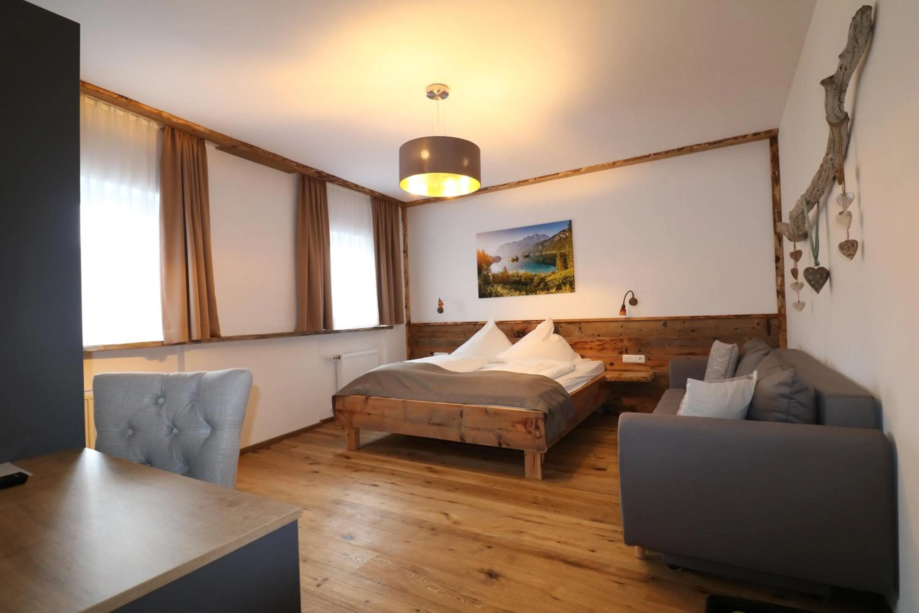 Photo of the whole room, Bed in Hotel garni Alpengruss