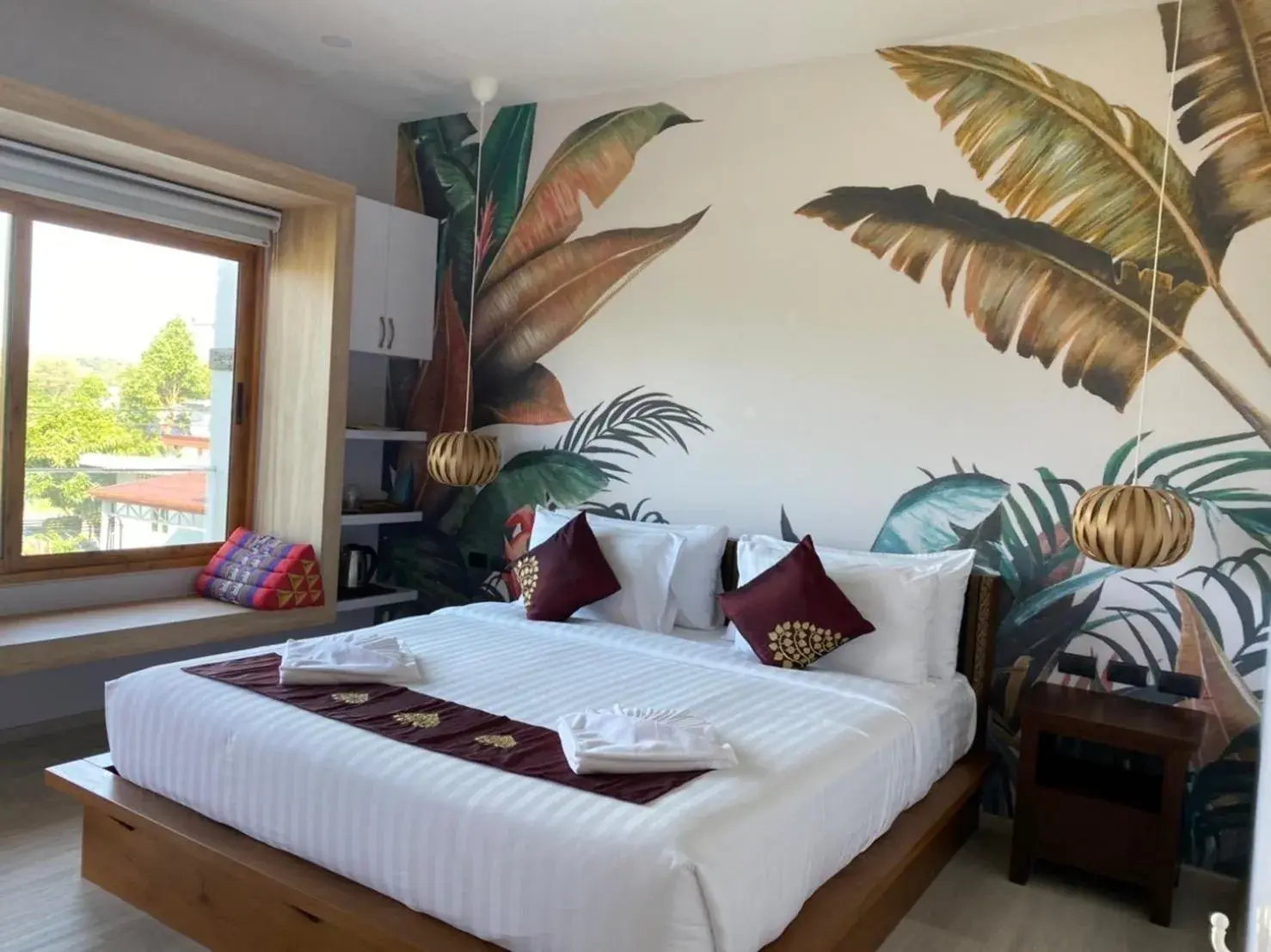 Deluxe King Room - single occupancy in Wayla Villa@Maikhaobeach Deluxe King Room - single occupancy in Wayla Villa@Maikhaobeach