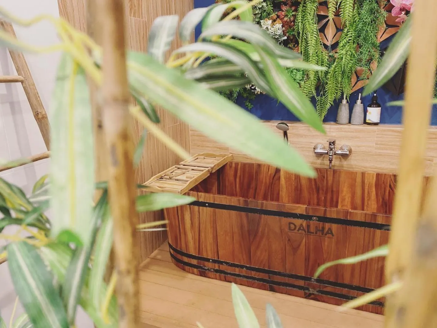 Wayla Villa@Maikhaobeach