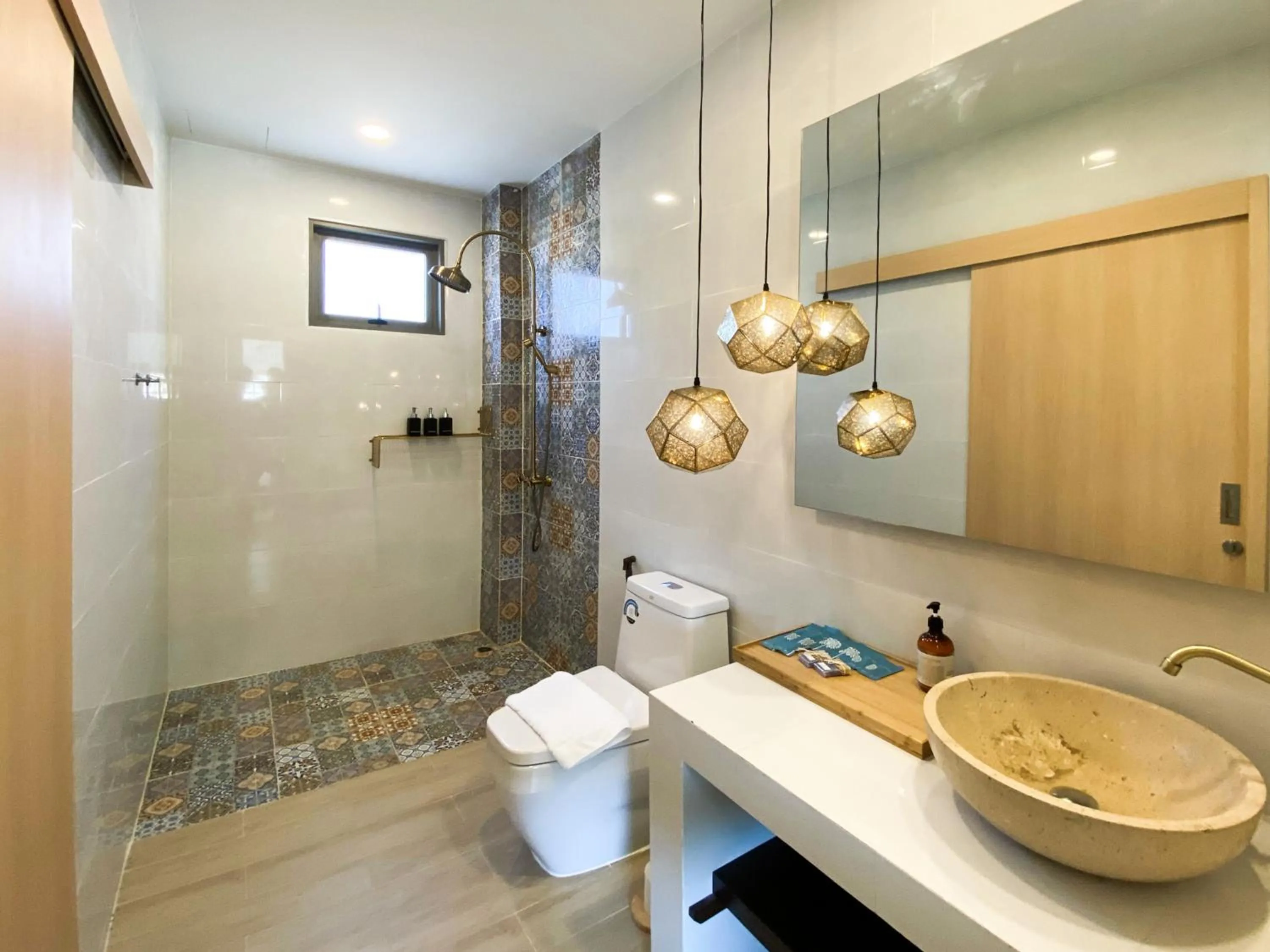 Wayla Villa@Maikhaobeach