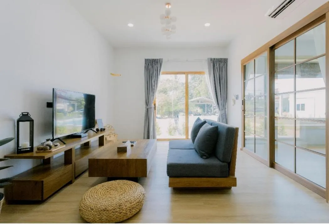 Wayla Villa@Maikhaobeach