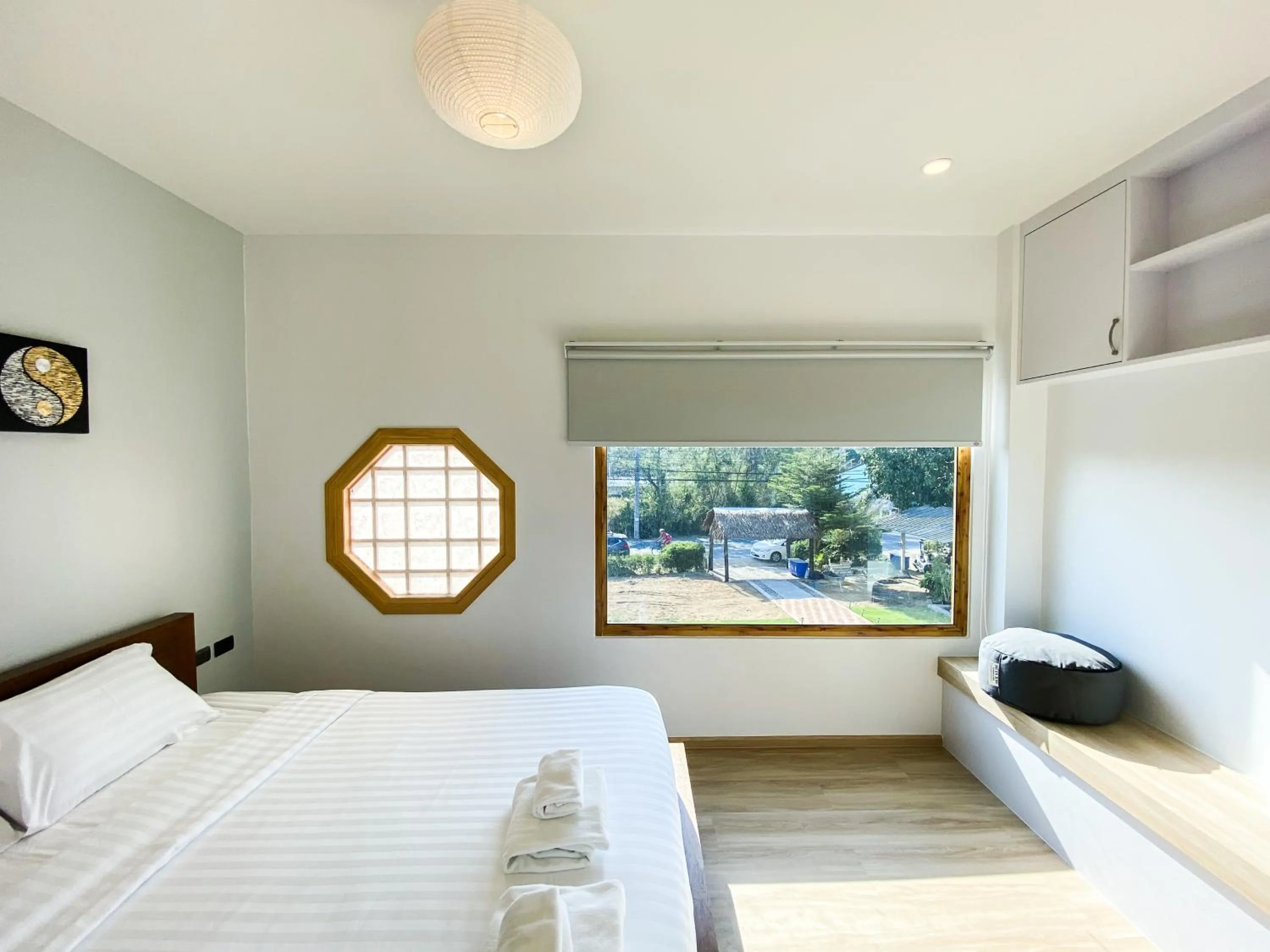 Bed in Wayla Villa@Maikhaobeach