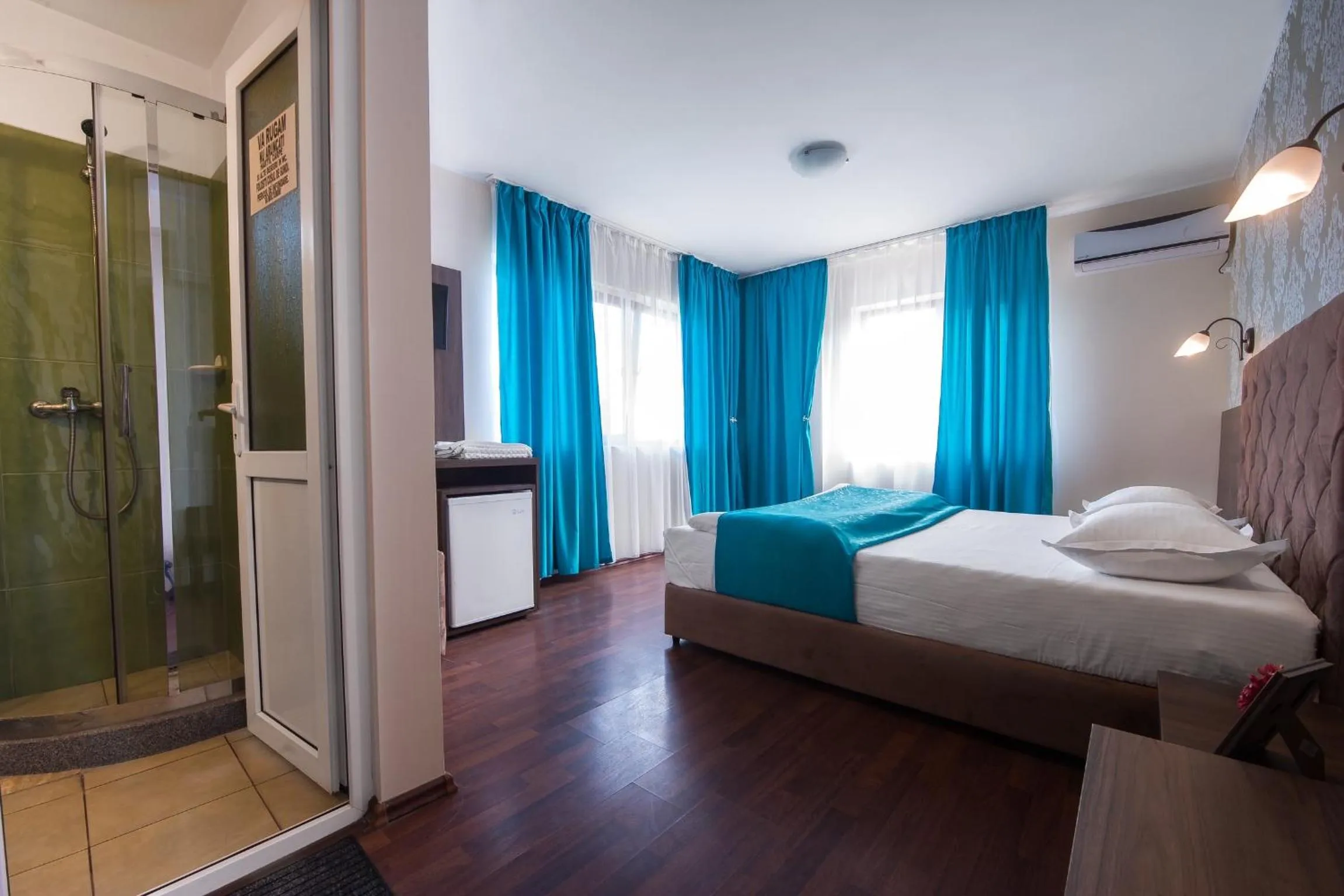 Bed in Vila Levent Mangalia