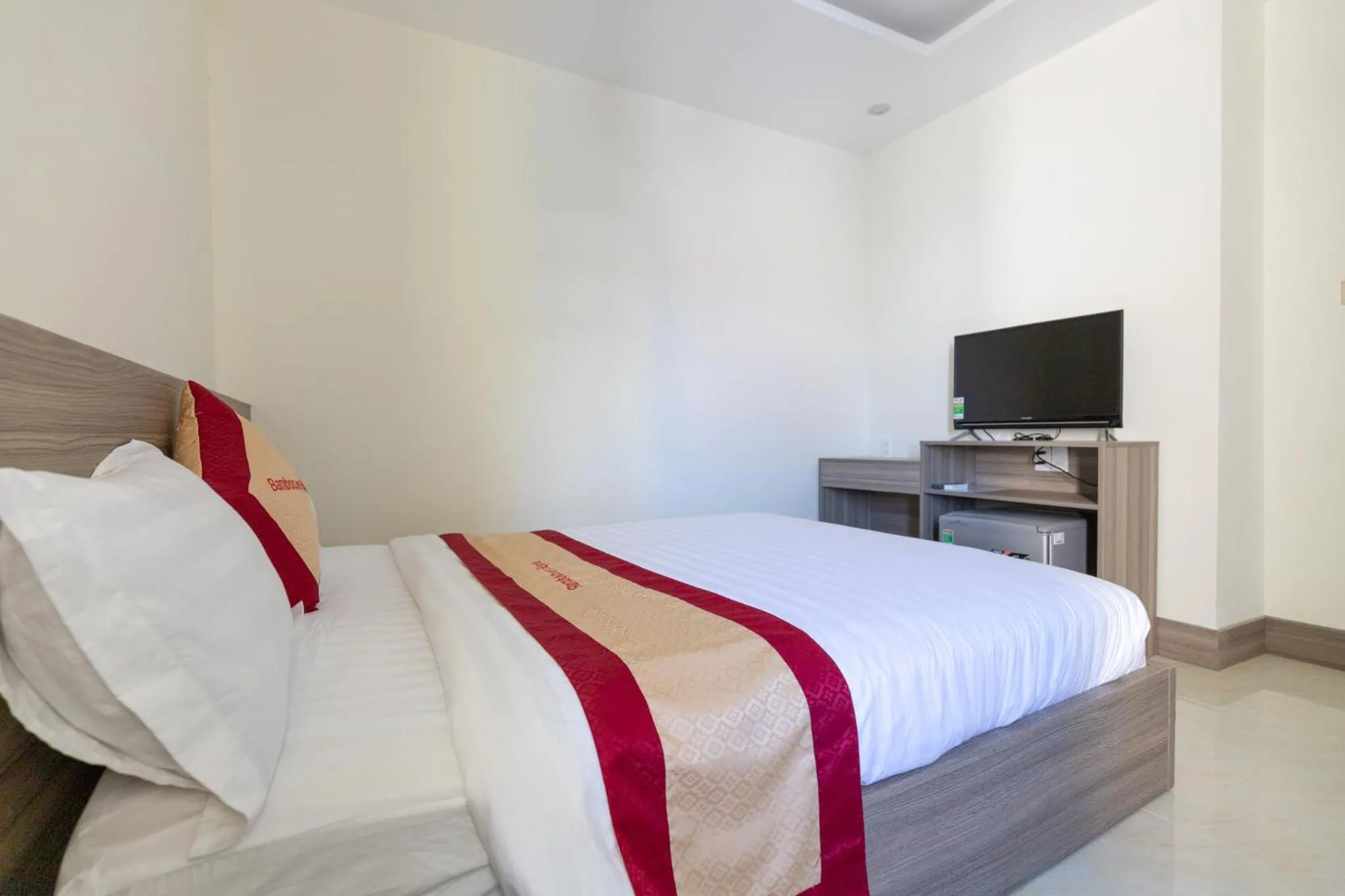Bedroom, Bed in Bamboo Hotel
