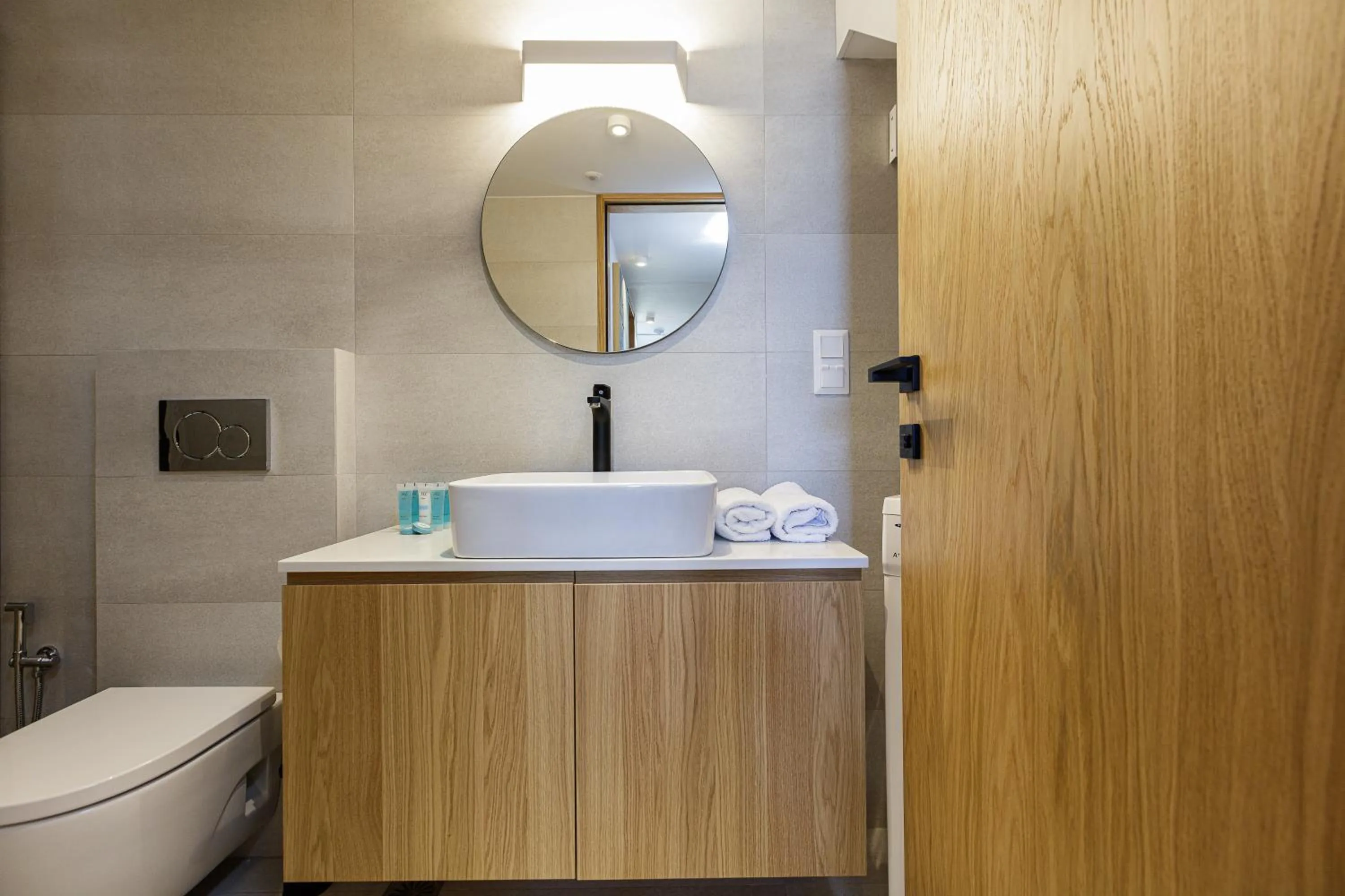 Bathroom in North Coast Seaside Suites