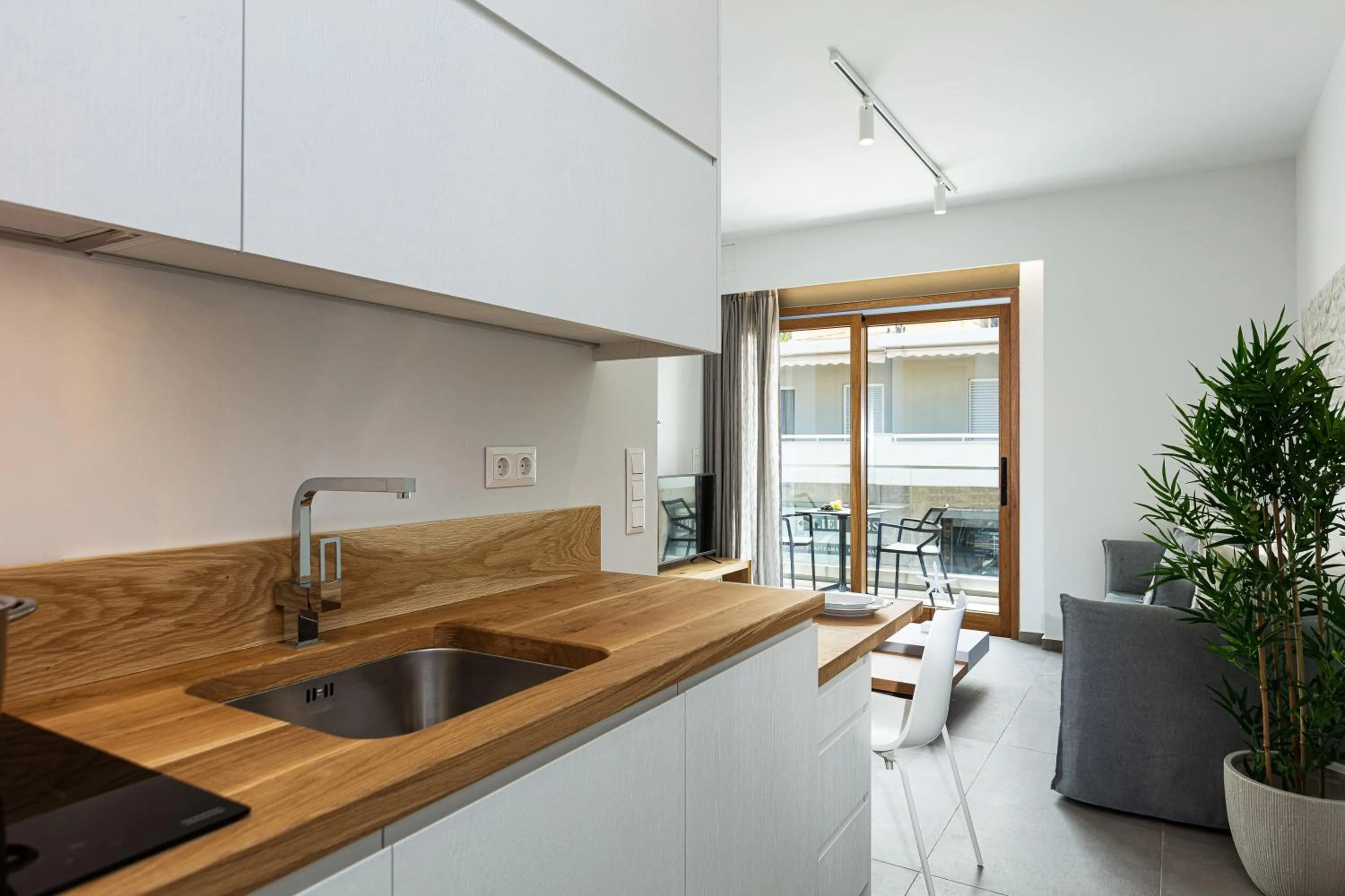 Kitchen or kitchenette in North Coast Seaside Suites