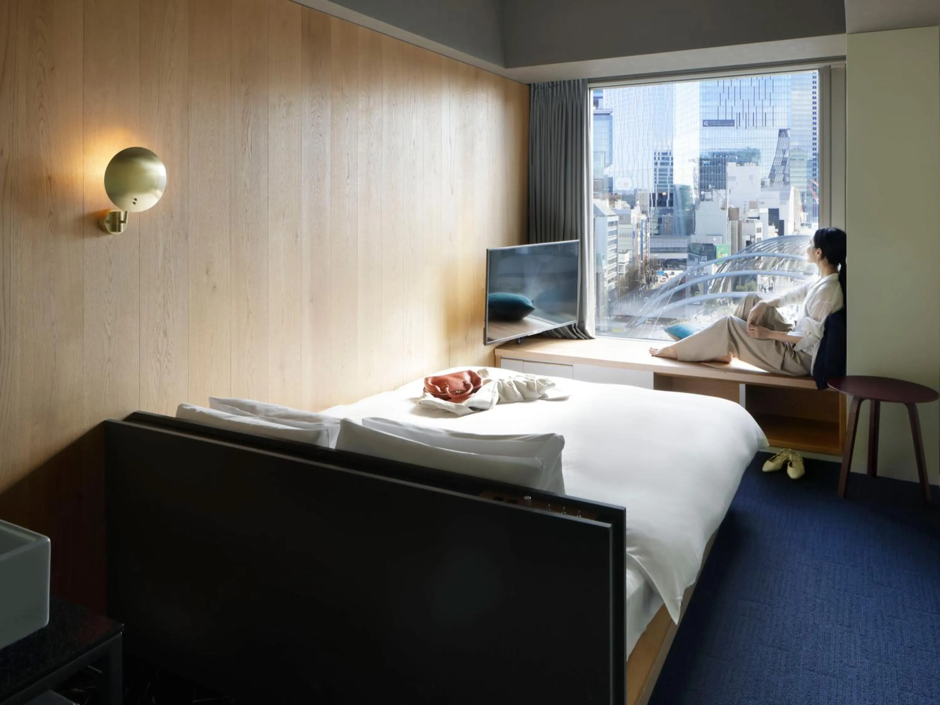 Photo of the whole room, Bed in sequence MIYASHITA PARK - Shibuya