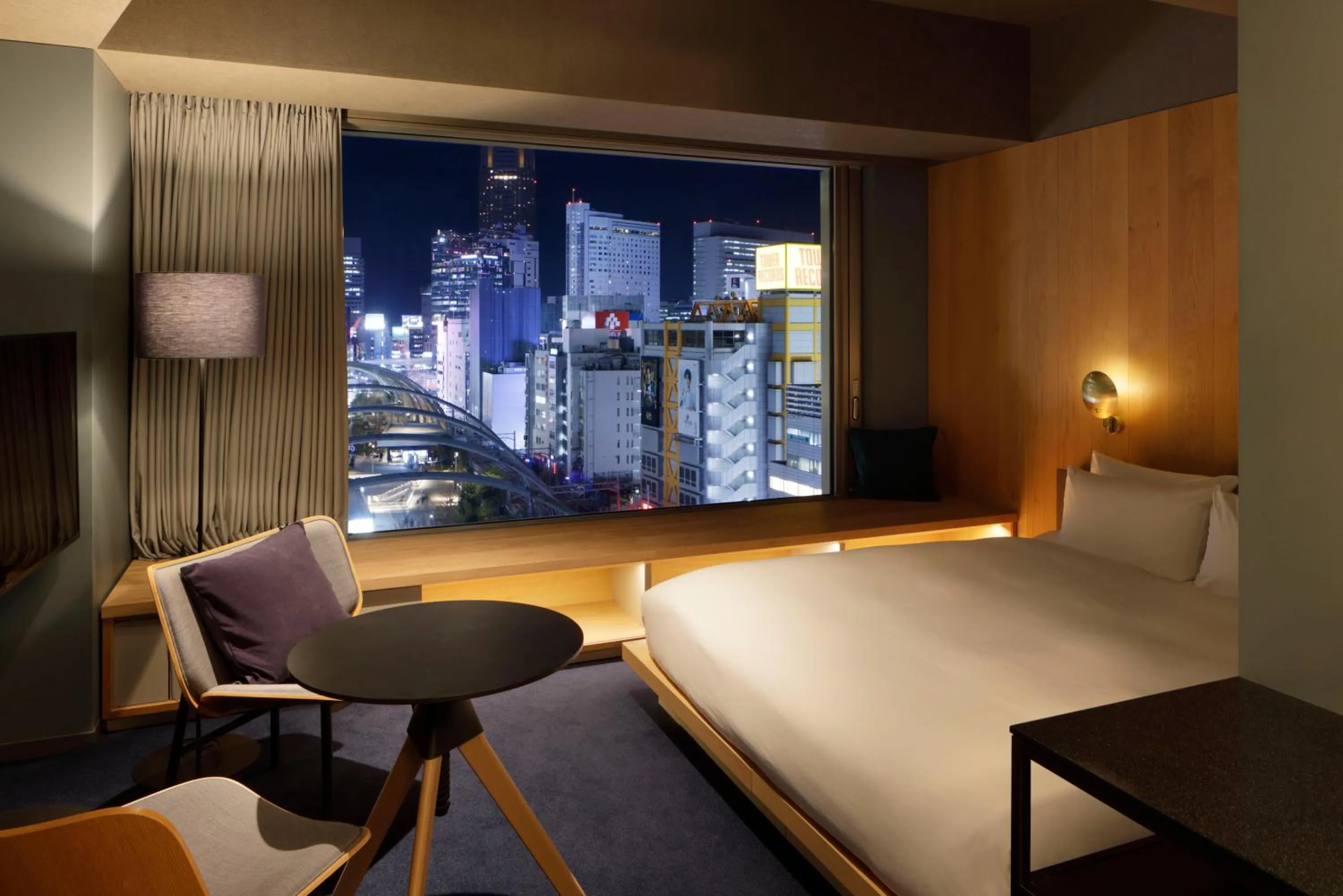 Photo of the whole room in sequence MIYASHITA PARK - Shibuya