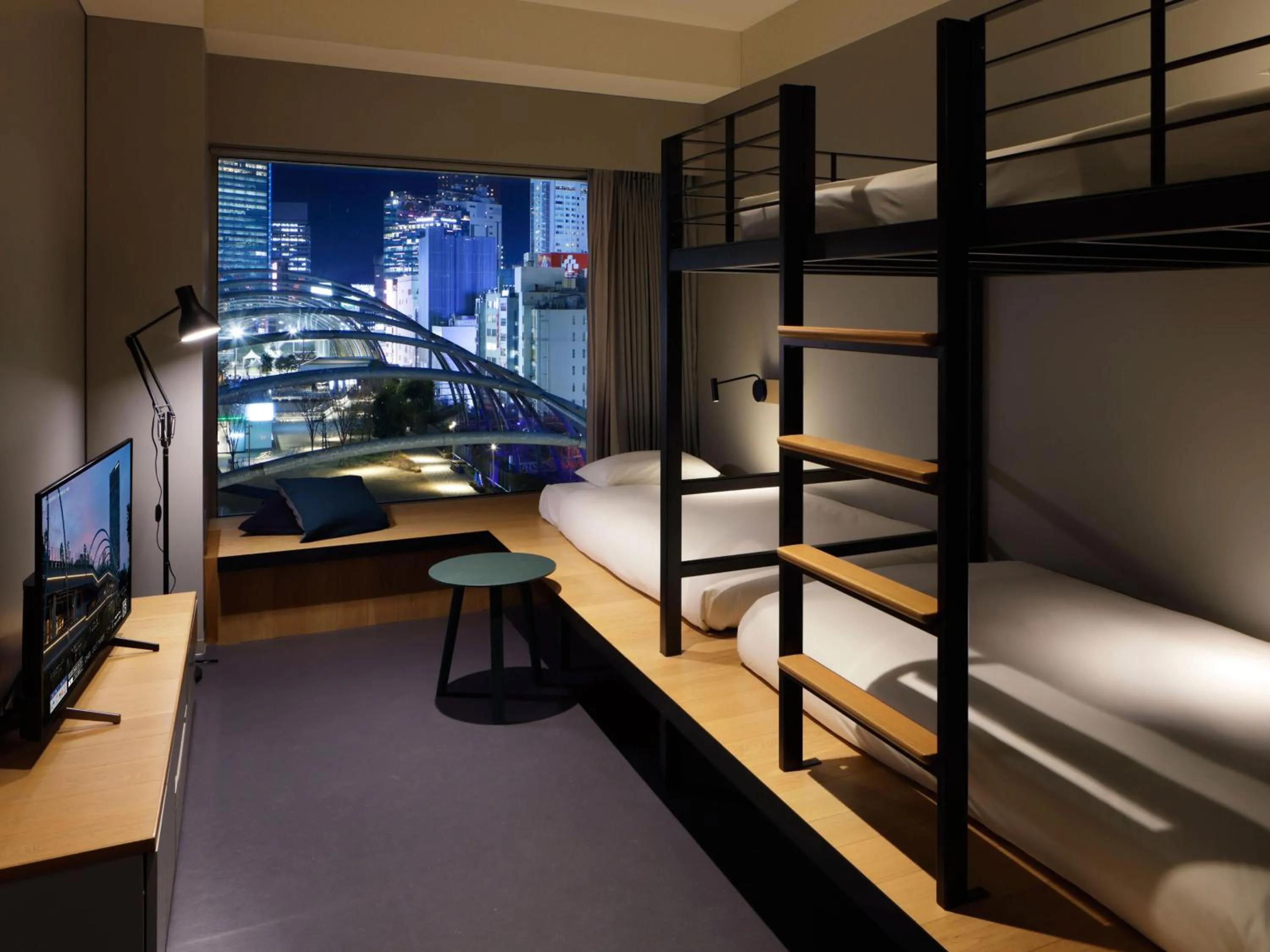 Photo of the whole room, Bed in sequence MIYASHITA PARK - Shibuya