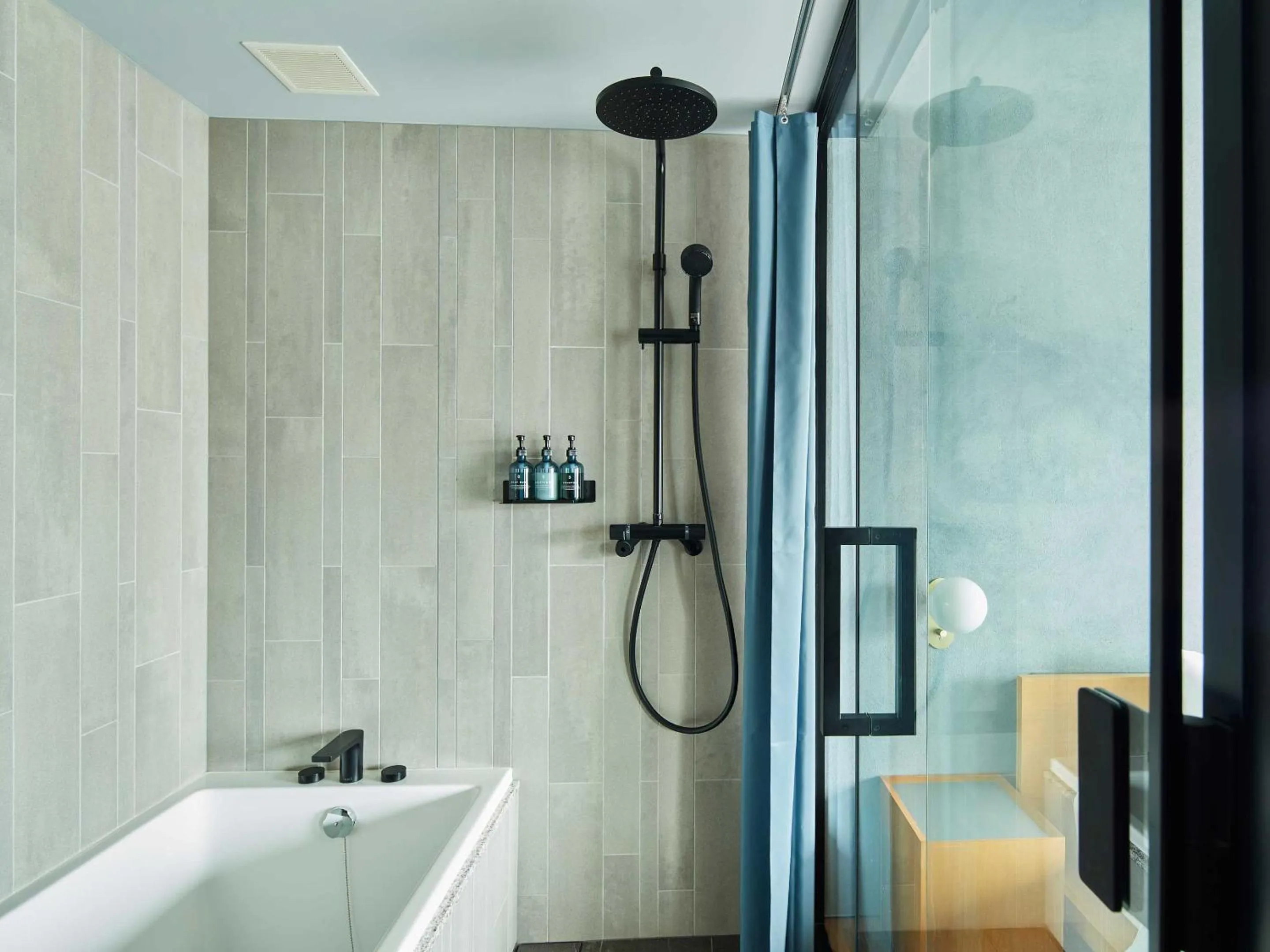 Bathroom in sequence MIYASHITA PARK - Shibuya