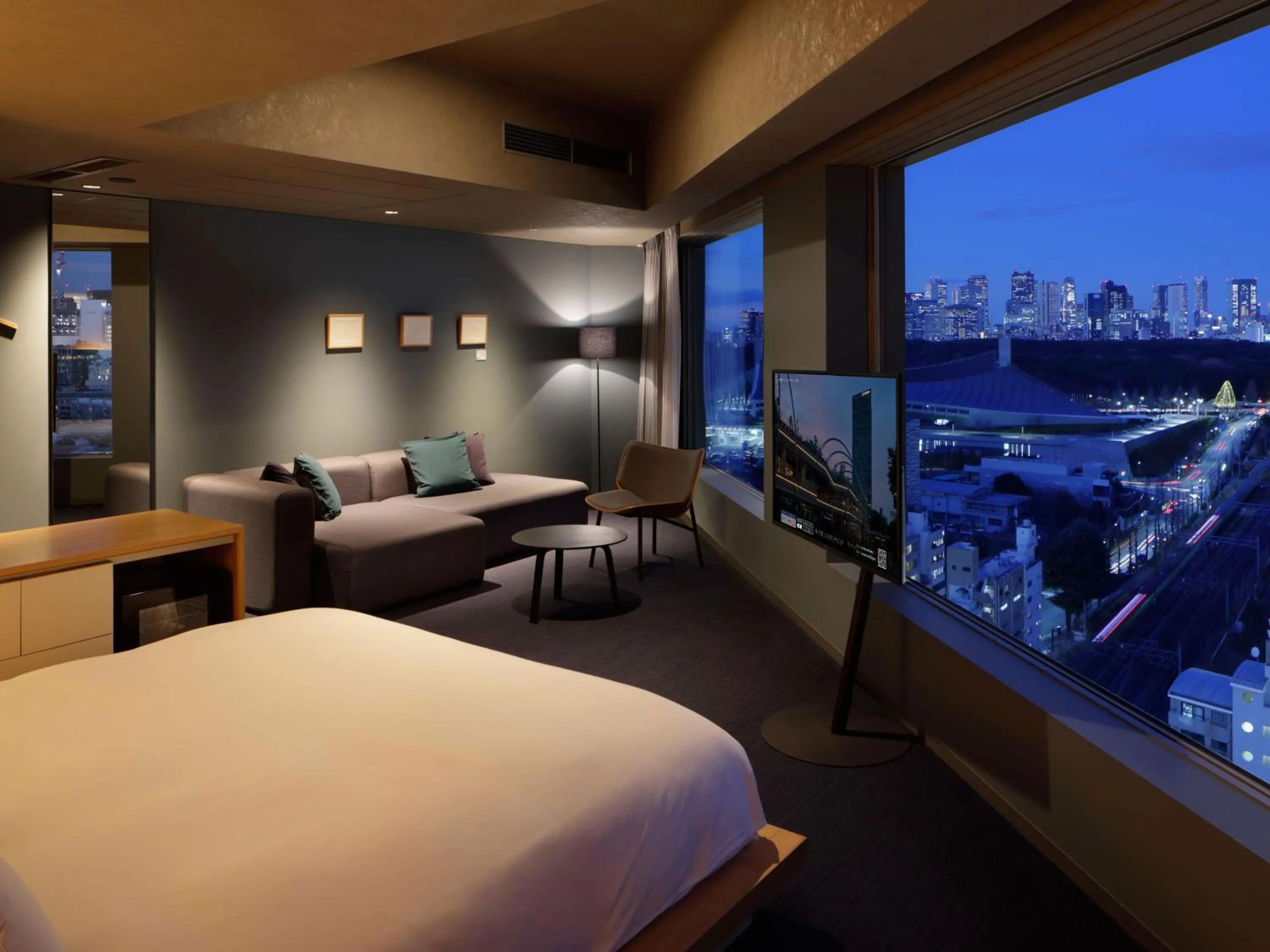 Photo of the whole room in sequence MIYASHITA PARK - Shibuya