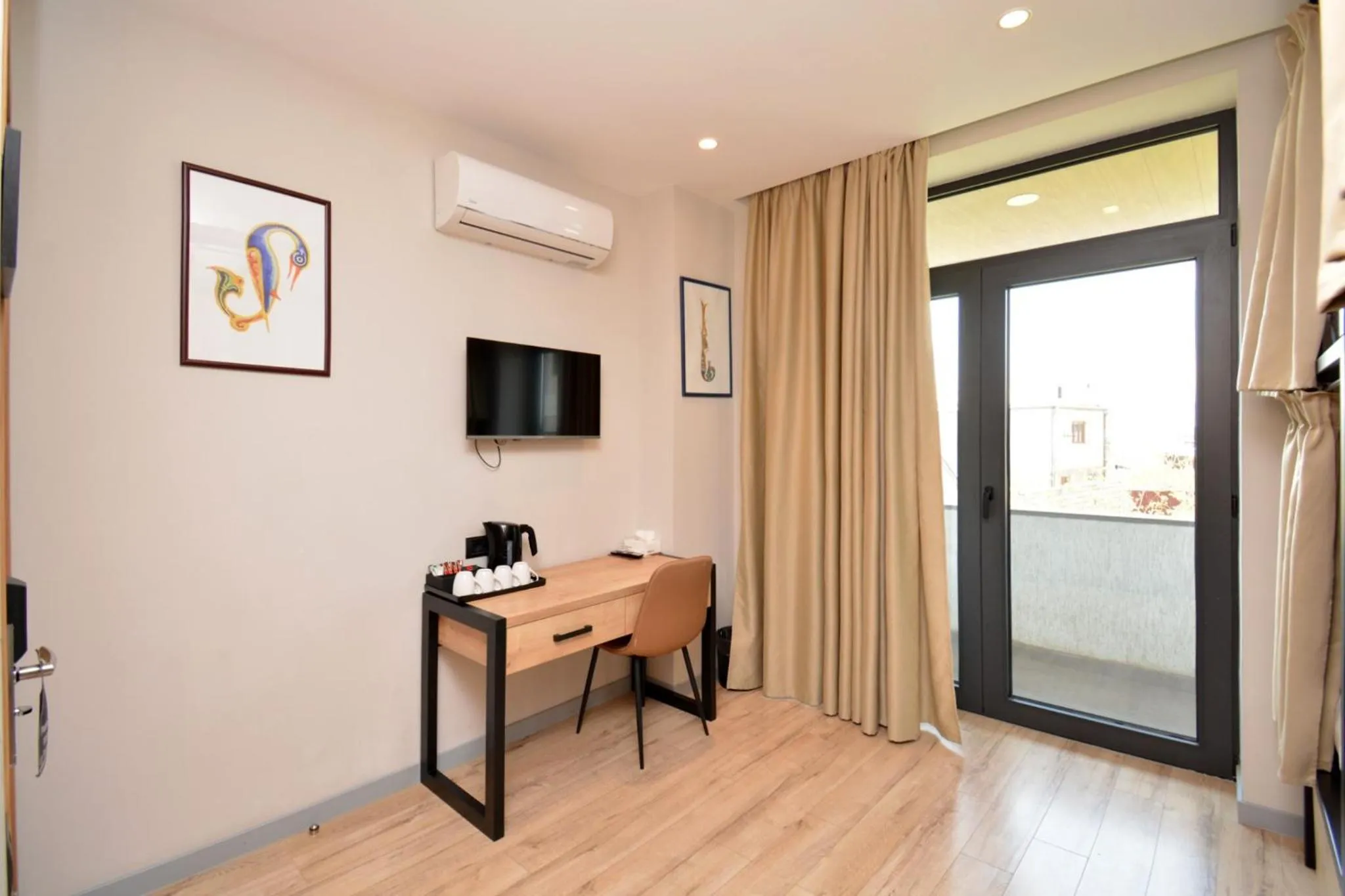 TV and multimedia in Andor Hotel