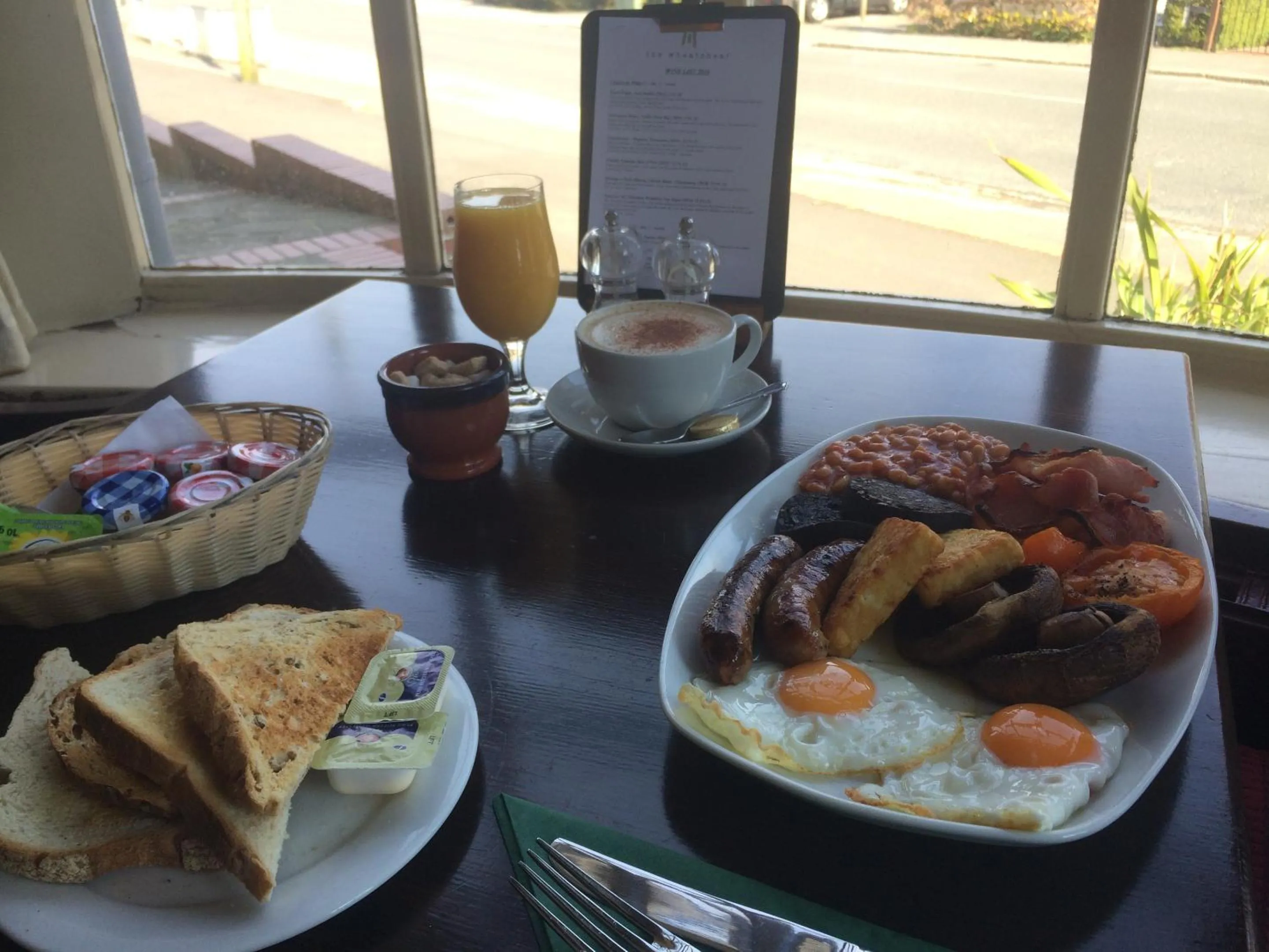 Dining area in The Wheatsheaf Inn