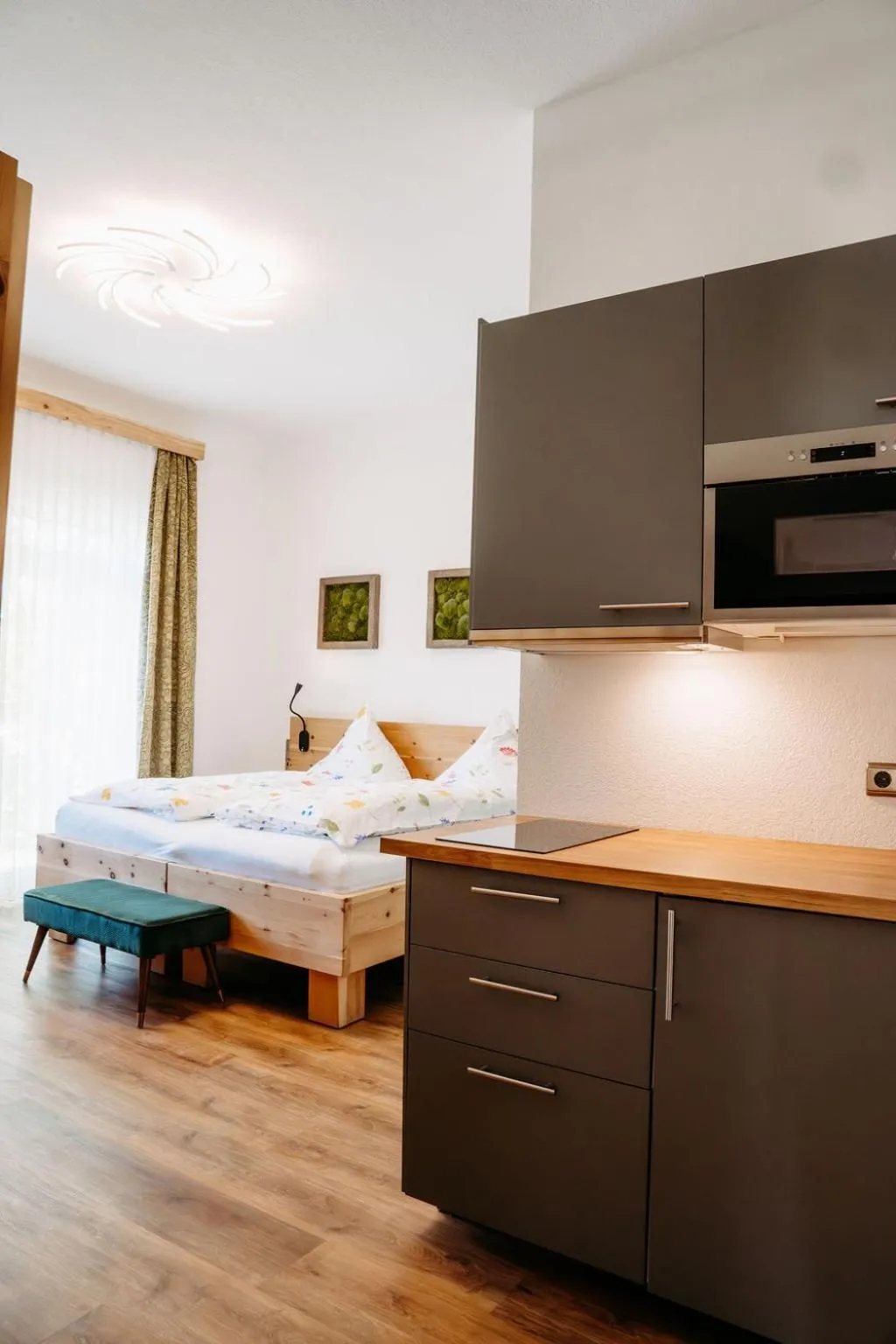 Bedroom, Bed in Aparthotel Arabella Bad Nauheim