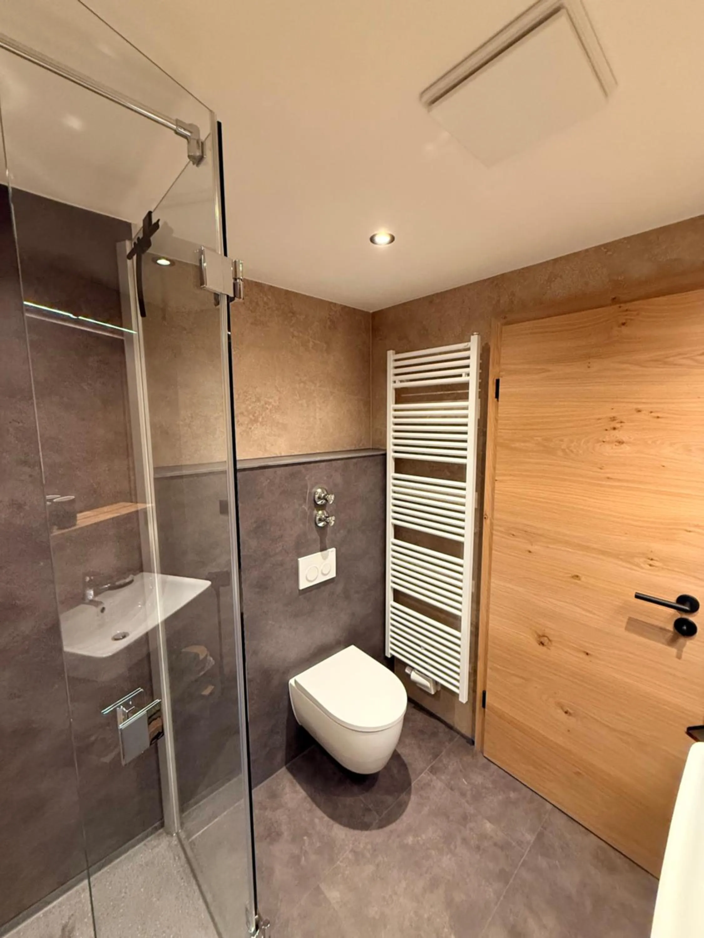 Shower in Gasthof Und Hotel Maria Gern