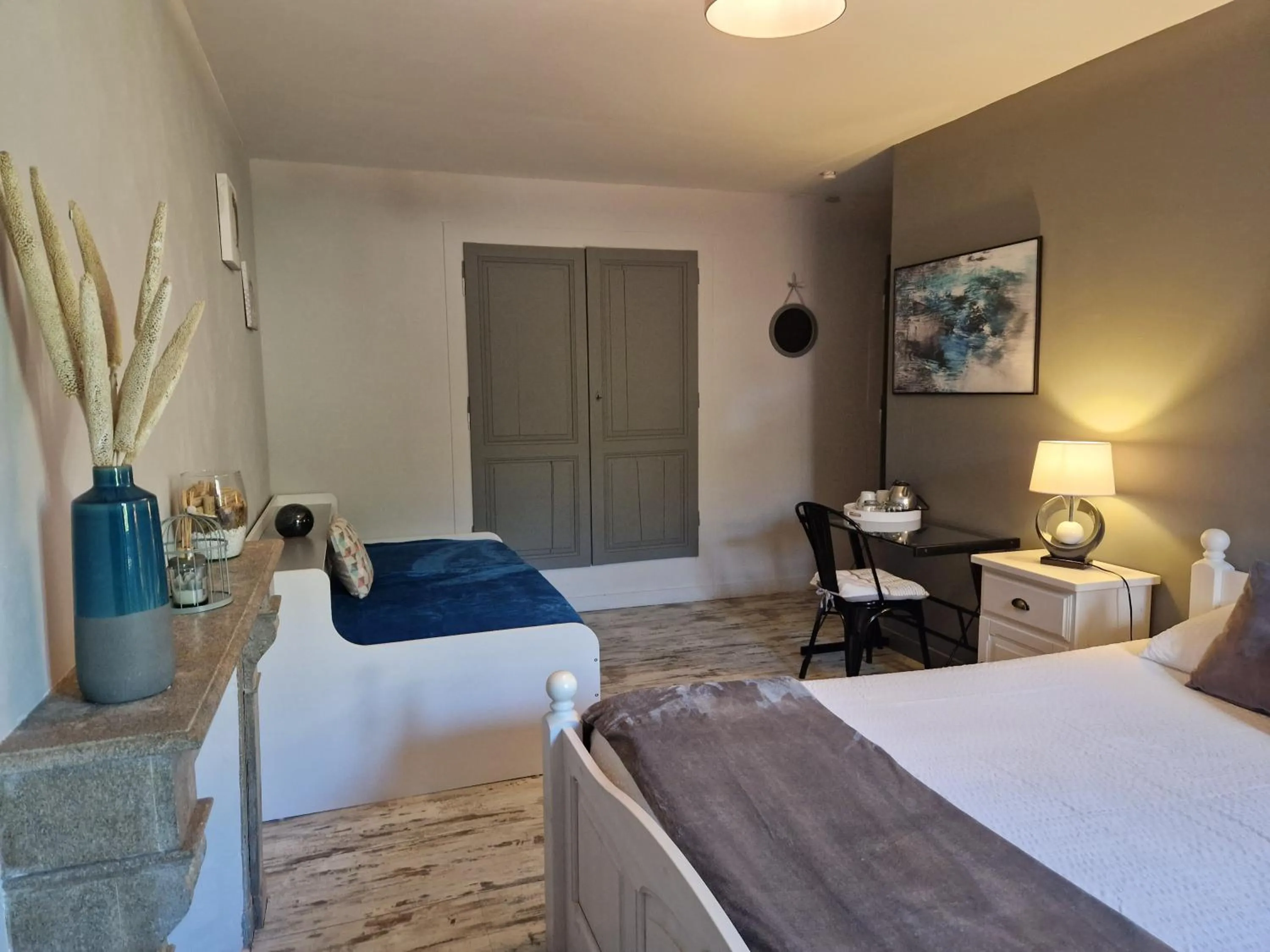 Bed in Chambres d'hôtes Une autre maison