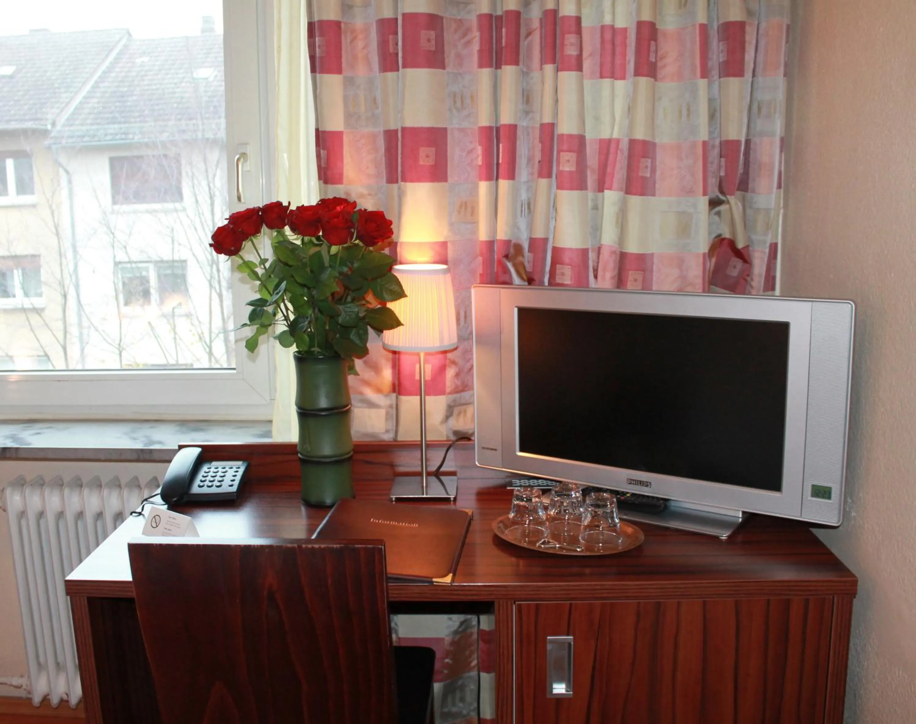 TV and multimedia in City Hotel Mercator