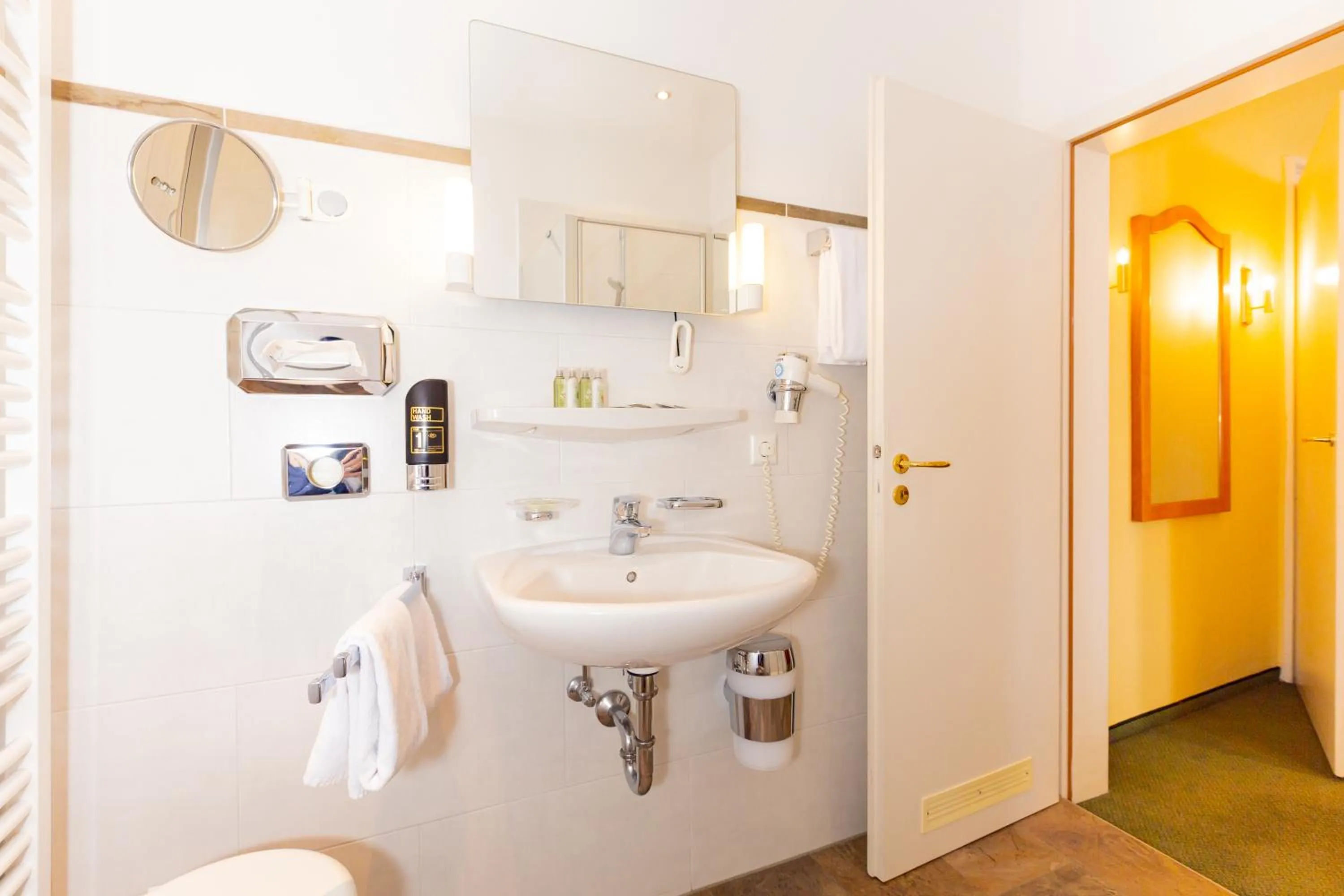 Bathroom in Parkhotel Traunstein