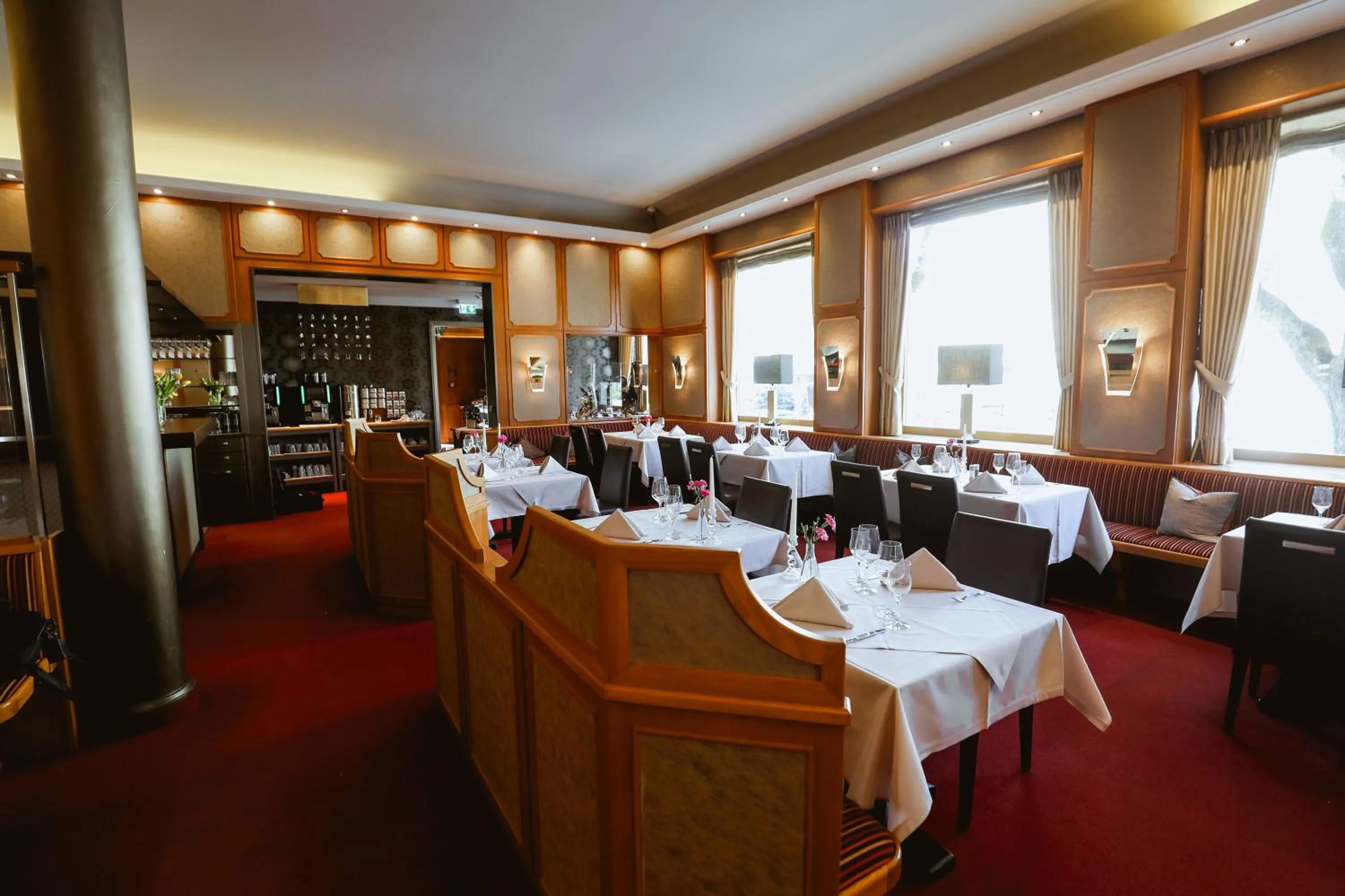 Restaurant/places to eat in Parkhotel Traunstein