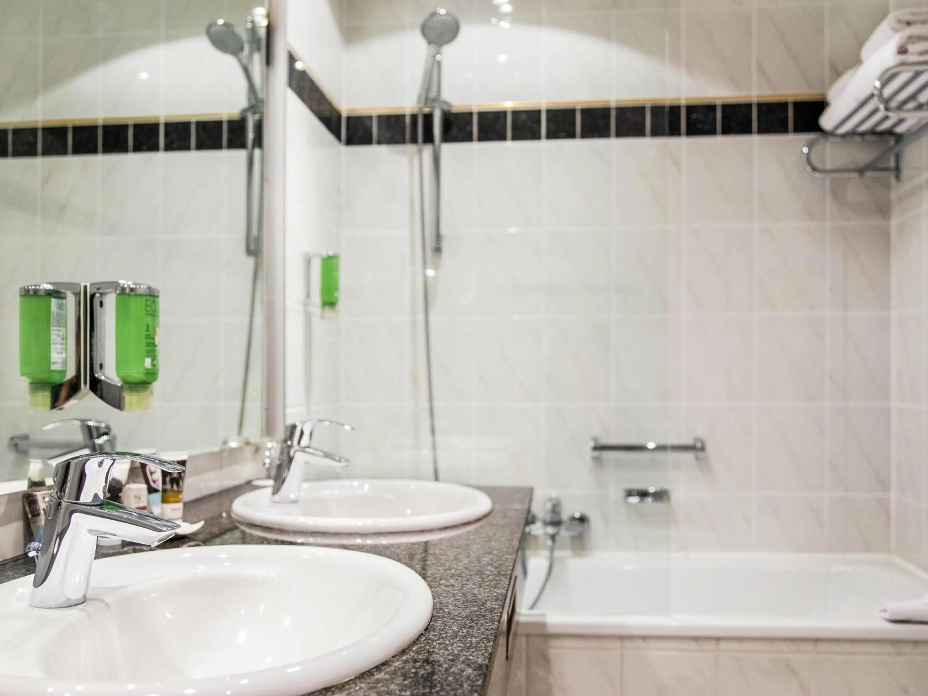 Photo of the whole room in Mercure Hotel Hagen