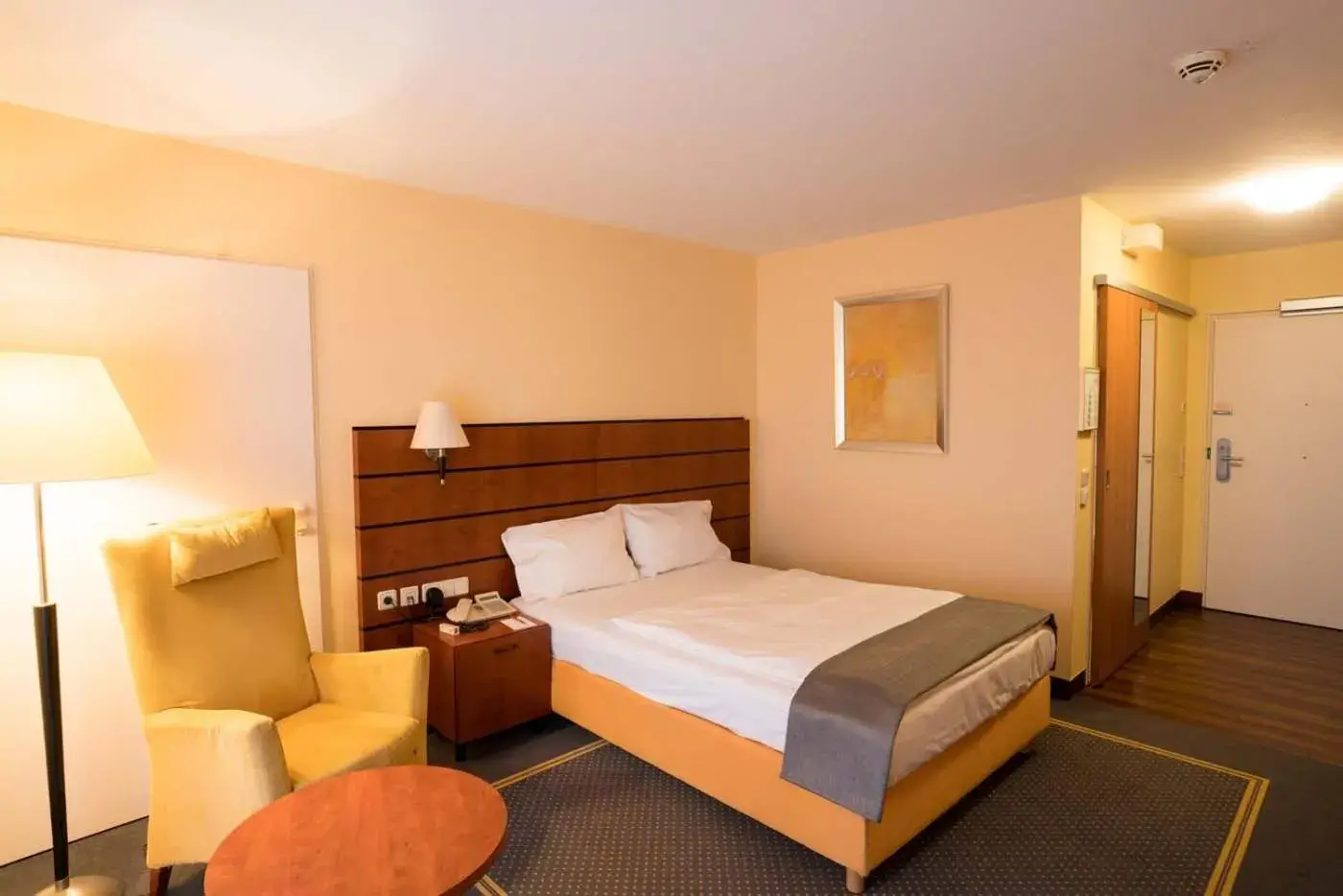 Einzelzimmer "Fulda" - single occupancy in Hotel Fulda Mitte Einzelzimmer "Fulda" - single occupancy in Hotel Fulda Mitte